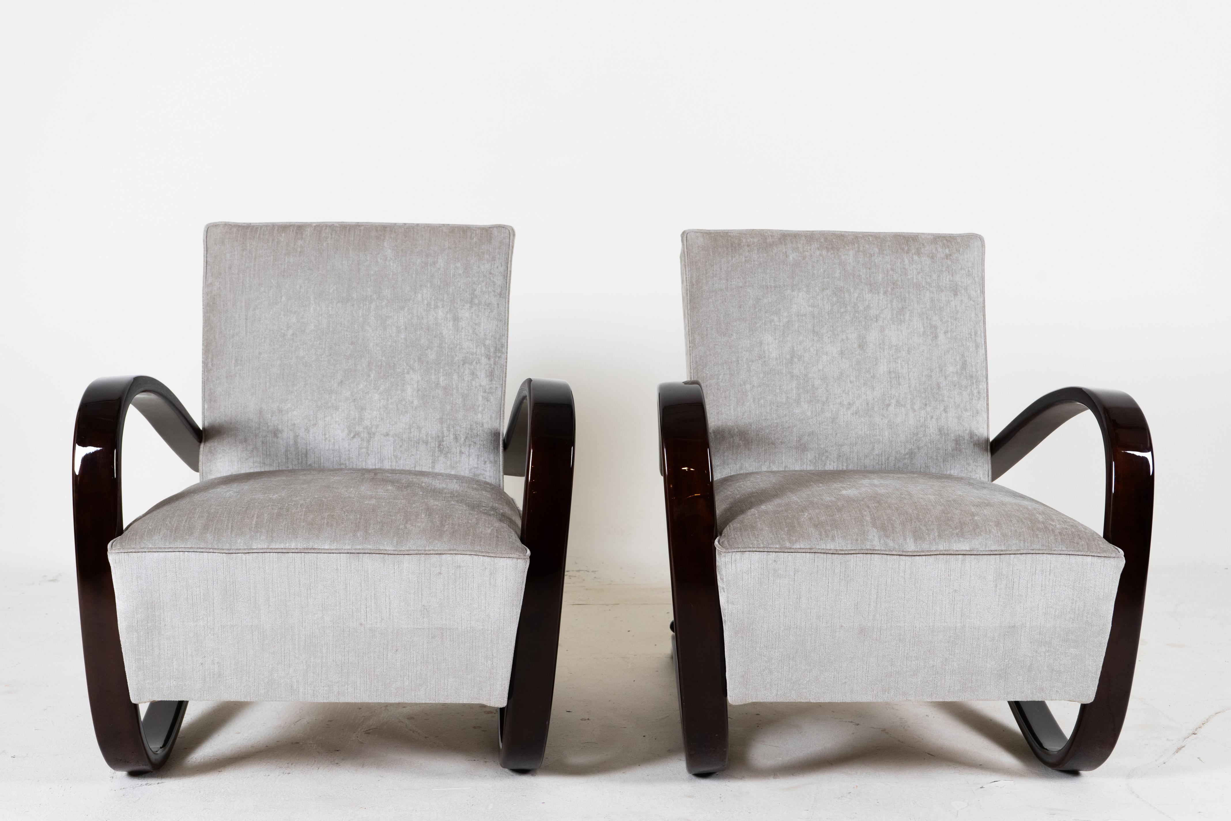 A Pair of Armchairs in the style of Halabala In Good Condition For Sale In Chicago, IL