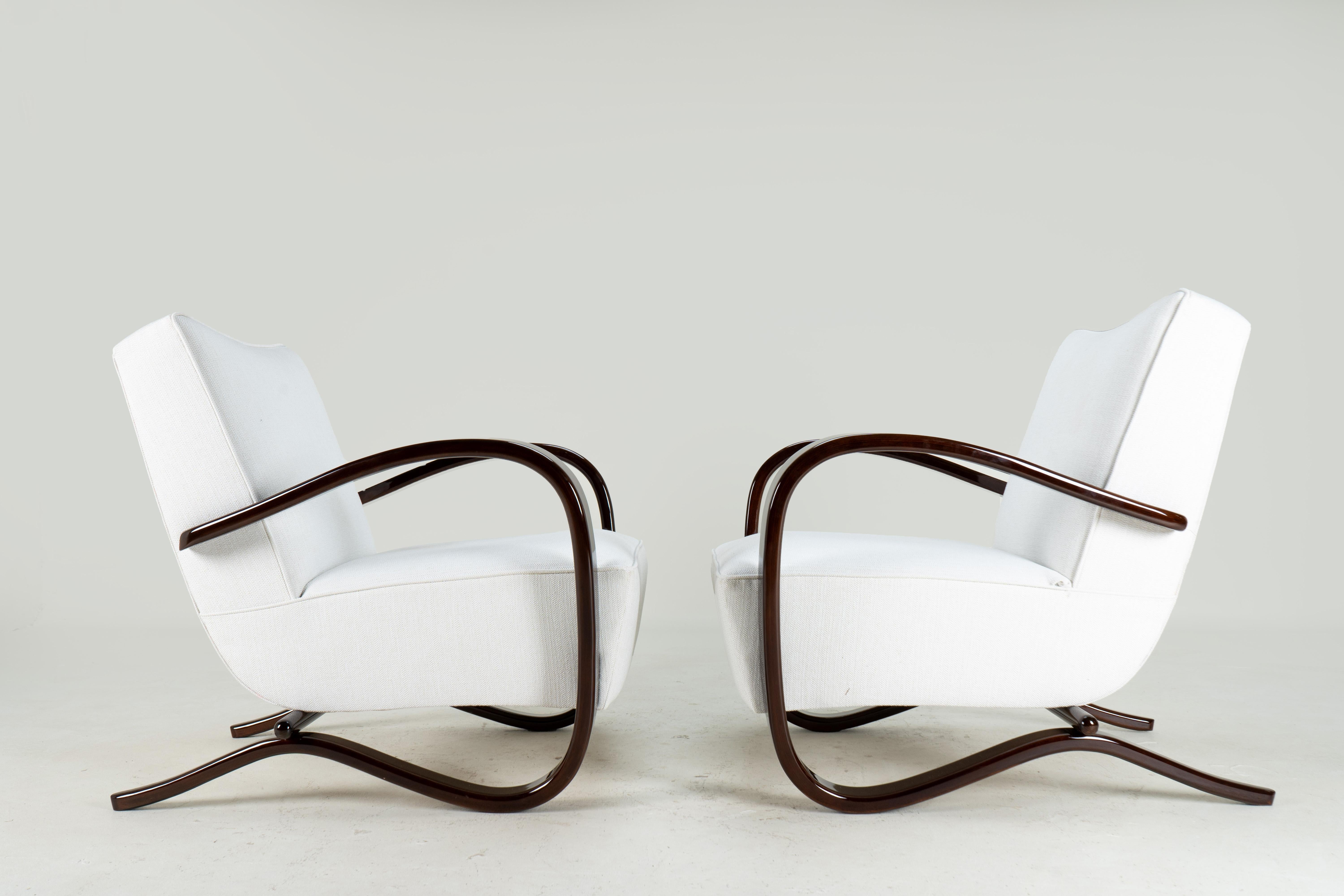 A Pair of Armchairs in the style of Halabala In Good Condition For Sale In Chicago, IL