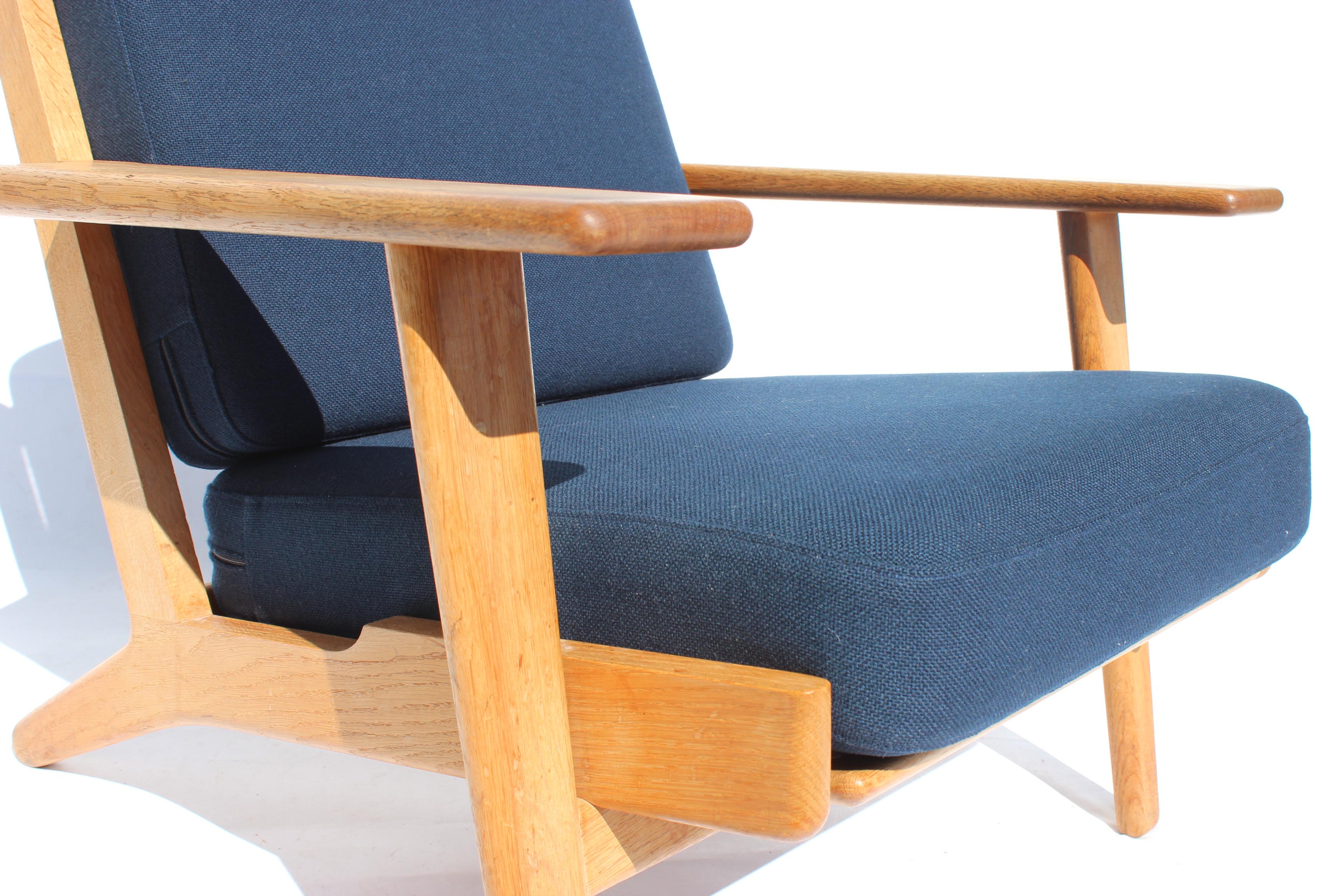 Danish Pair of Armchairs, Model GE290, by Hans J. Wegner and GETAMA