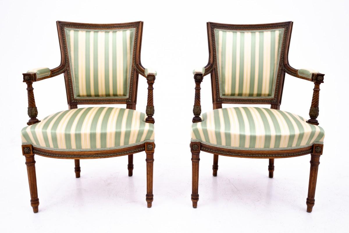 Louis XV A pair of armchairs, Sweden, circa 1870. For Sale
