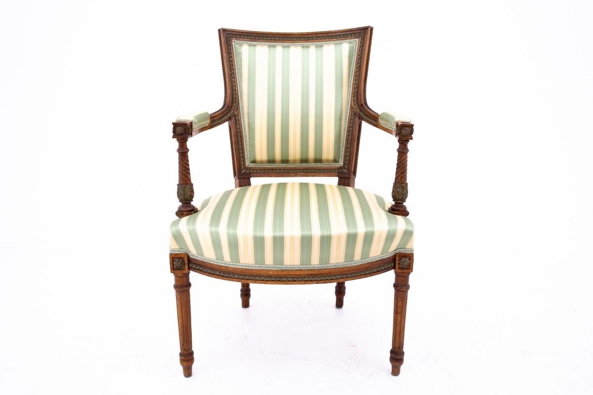 A pair of armchairs, Sweden, circa 1870. In Good Condition For Sale In Chorzów, PL