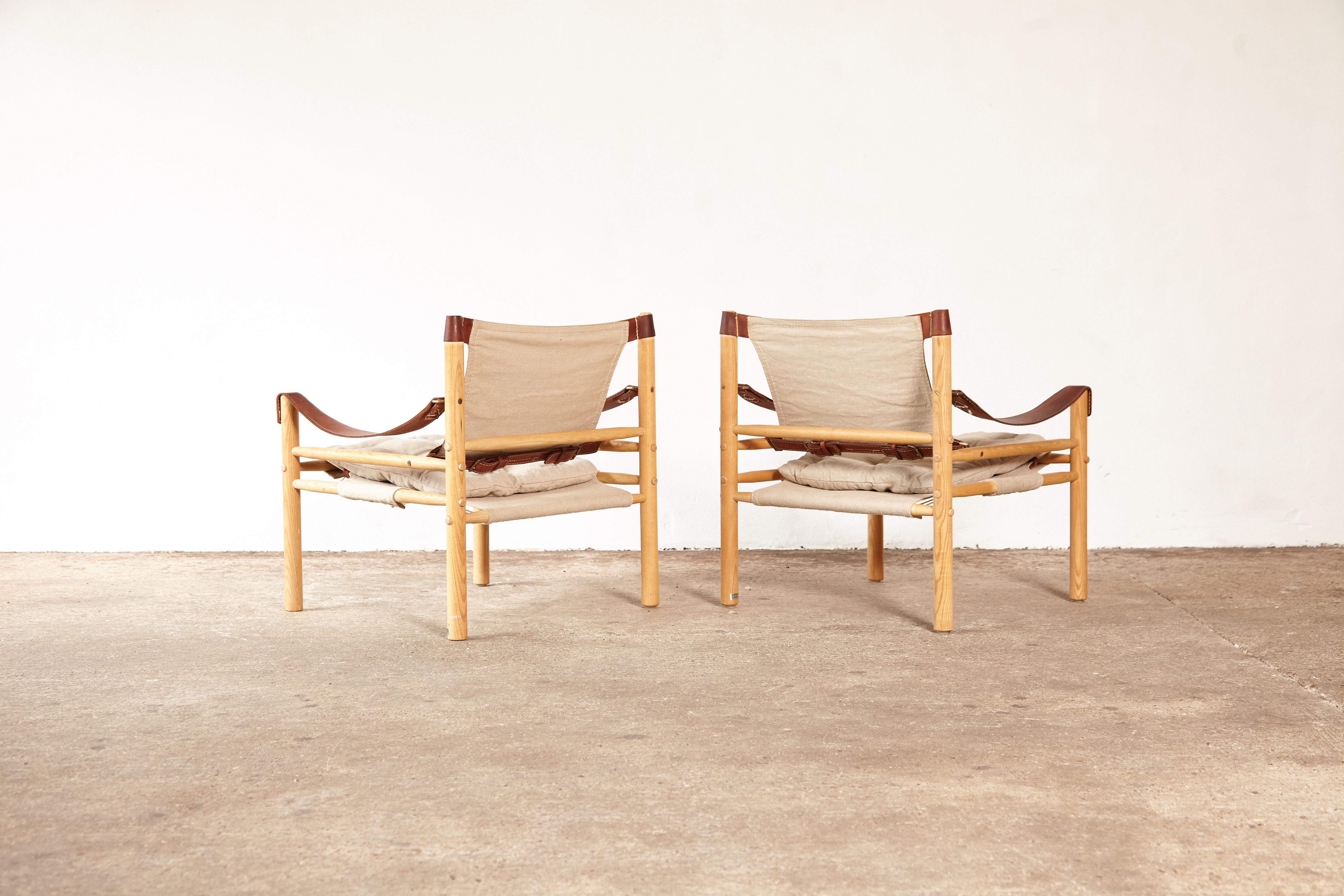Pair of Arne Norell Safari Sirocco Lounge Chairs, Norell Mobel, Sweden, 1970s 4