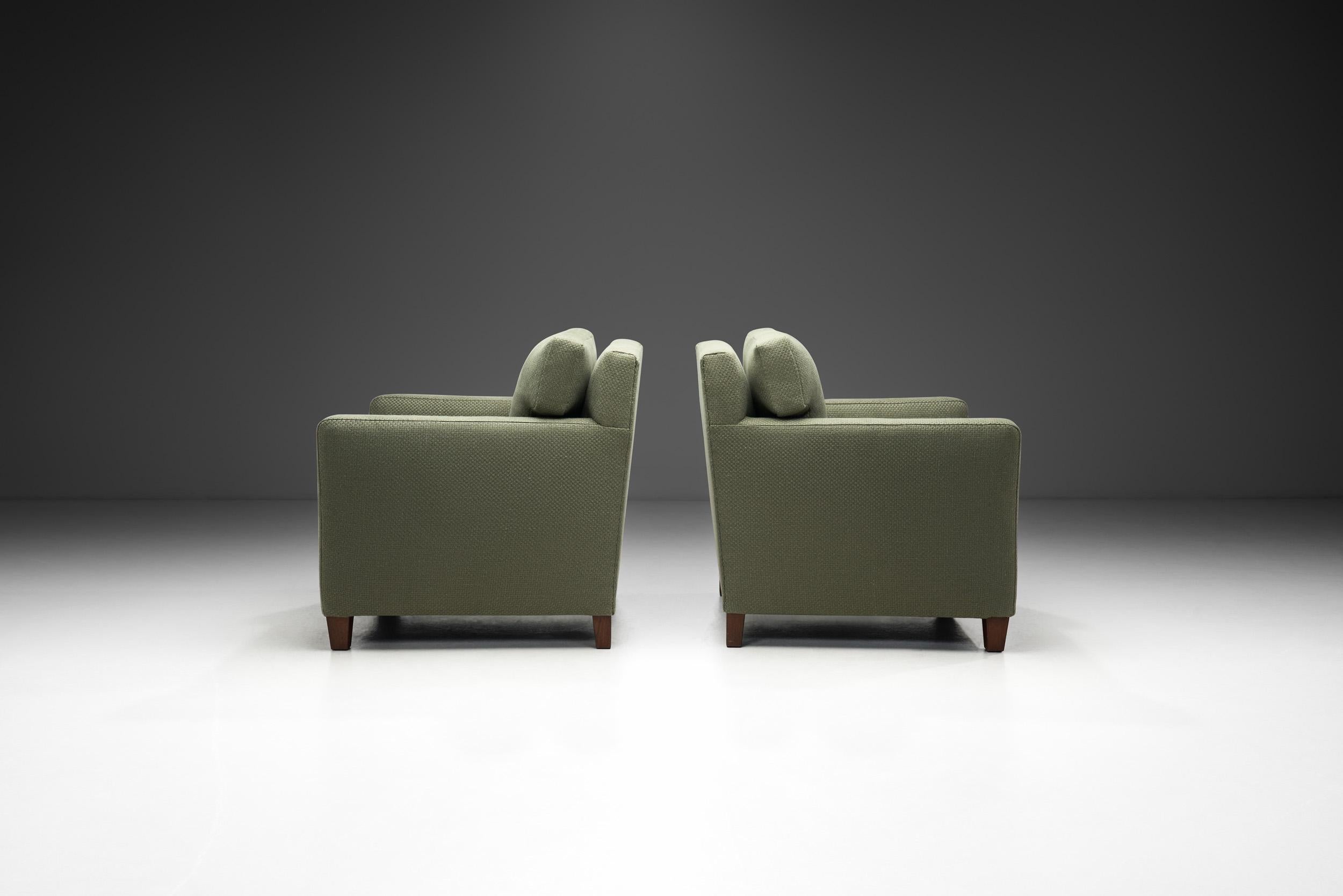 Milieu du XXe siècle Paire de fauteuils Art déco, Europe, vers 1930 en vente
