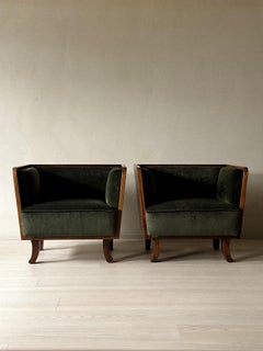 A Pair of Art Deco Armchairs in Oak and Olive Green Velvet, Norway 1930s