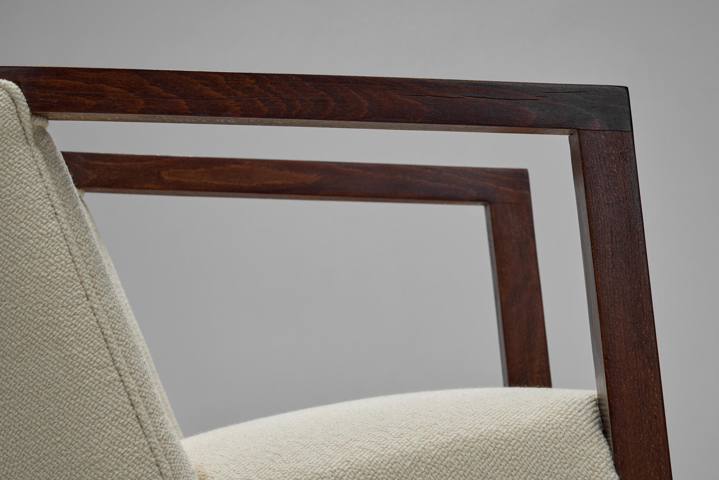 Paire de fauteuils Art déco en bois teinté, Europe vers 1930 en vente 8