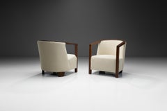 Paire de fauteuils Art déco en bois teinté, Europe vers 1930