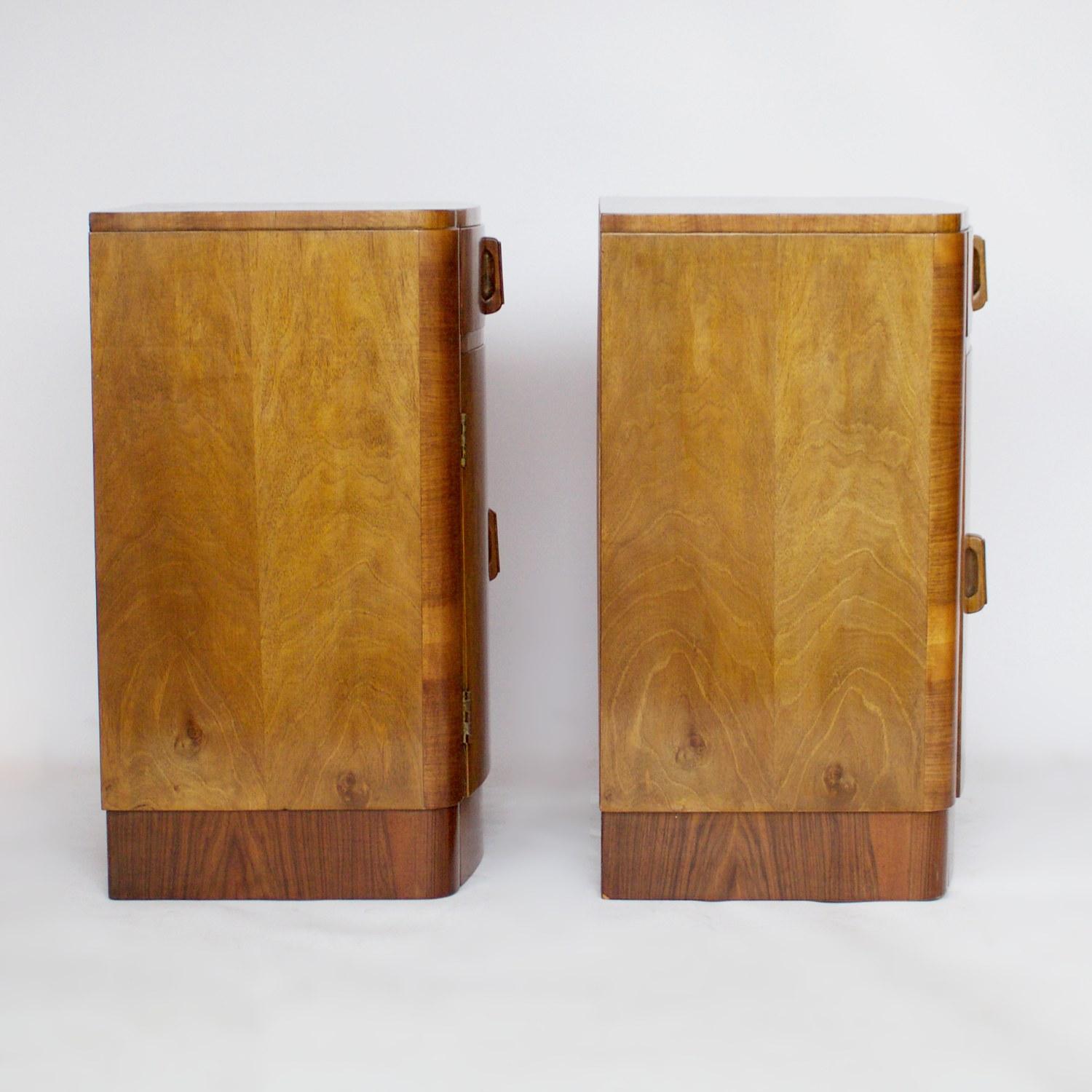 Pair of Art Deco Bedside Cabinets 4