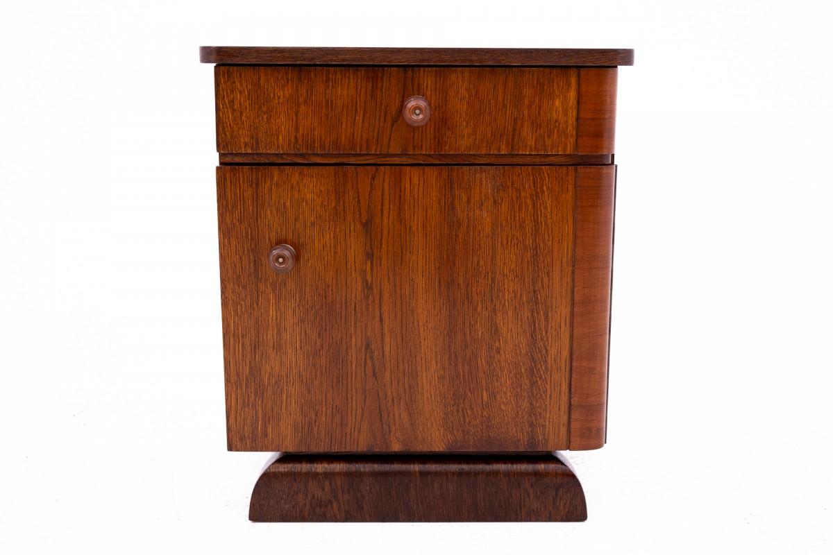 A pair of Art Deco bedside tables, Poland, 1950s. After renovation 4