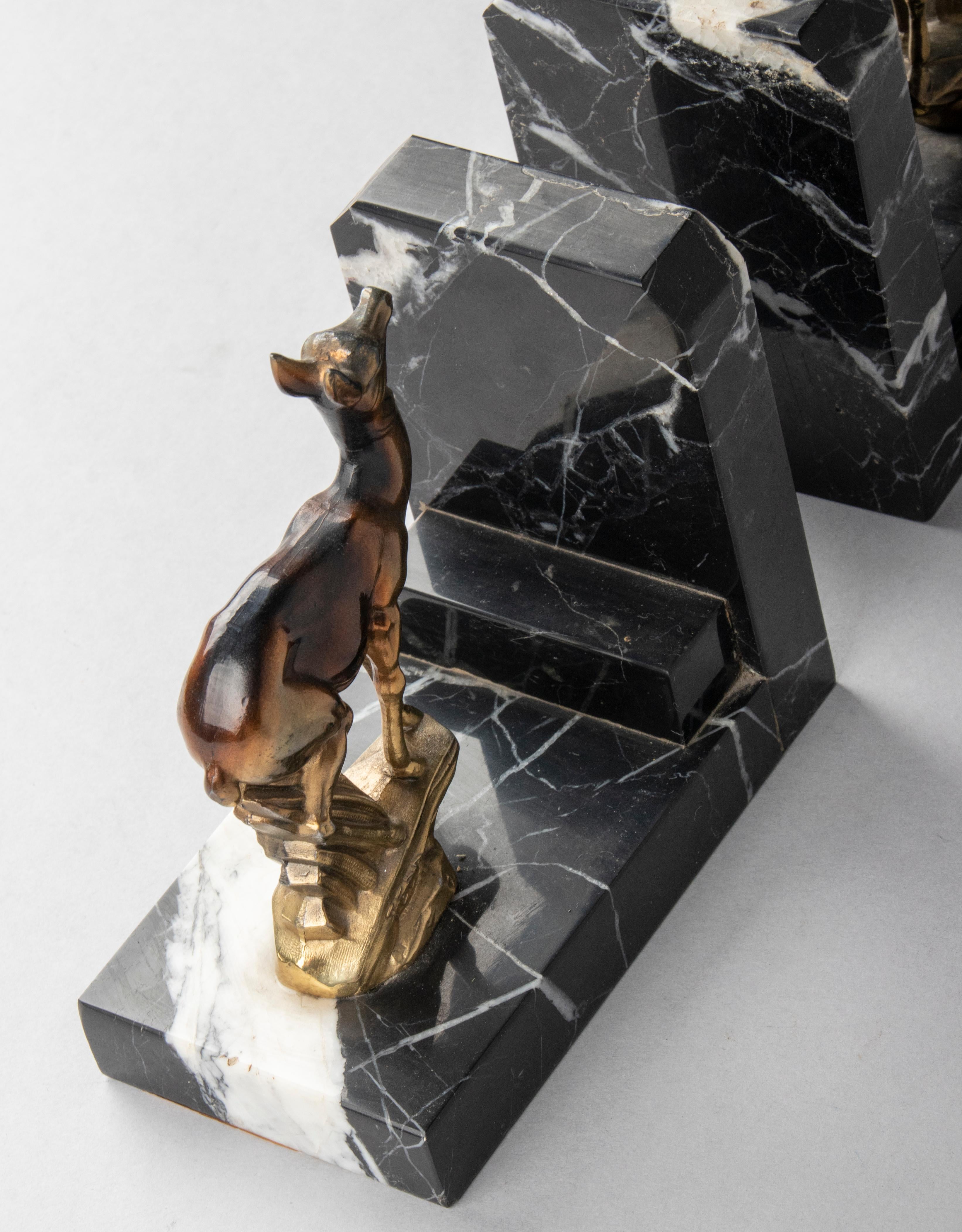 Pair of Art Deco Book-Ends with Deers Signed TEDD, Spelter and Marble In Good Condition In Casteren, Noord-Brabant