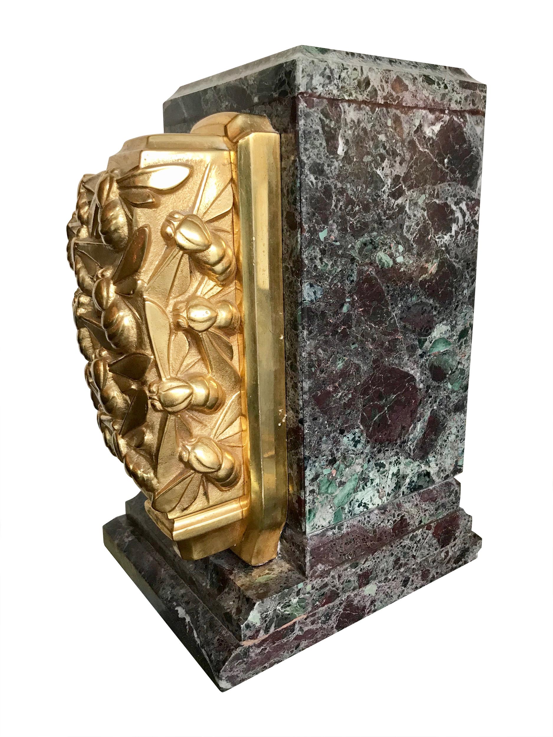 A pair of Art Deco bookends of amazonite marble and cast gilt metal bees 3