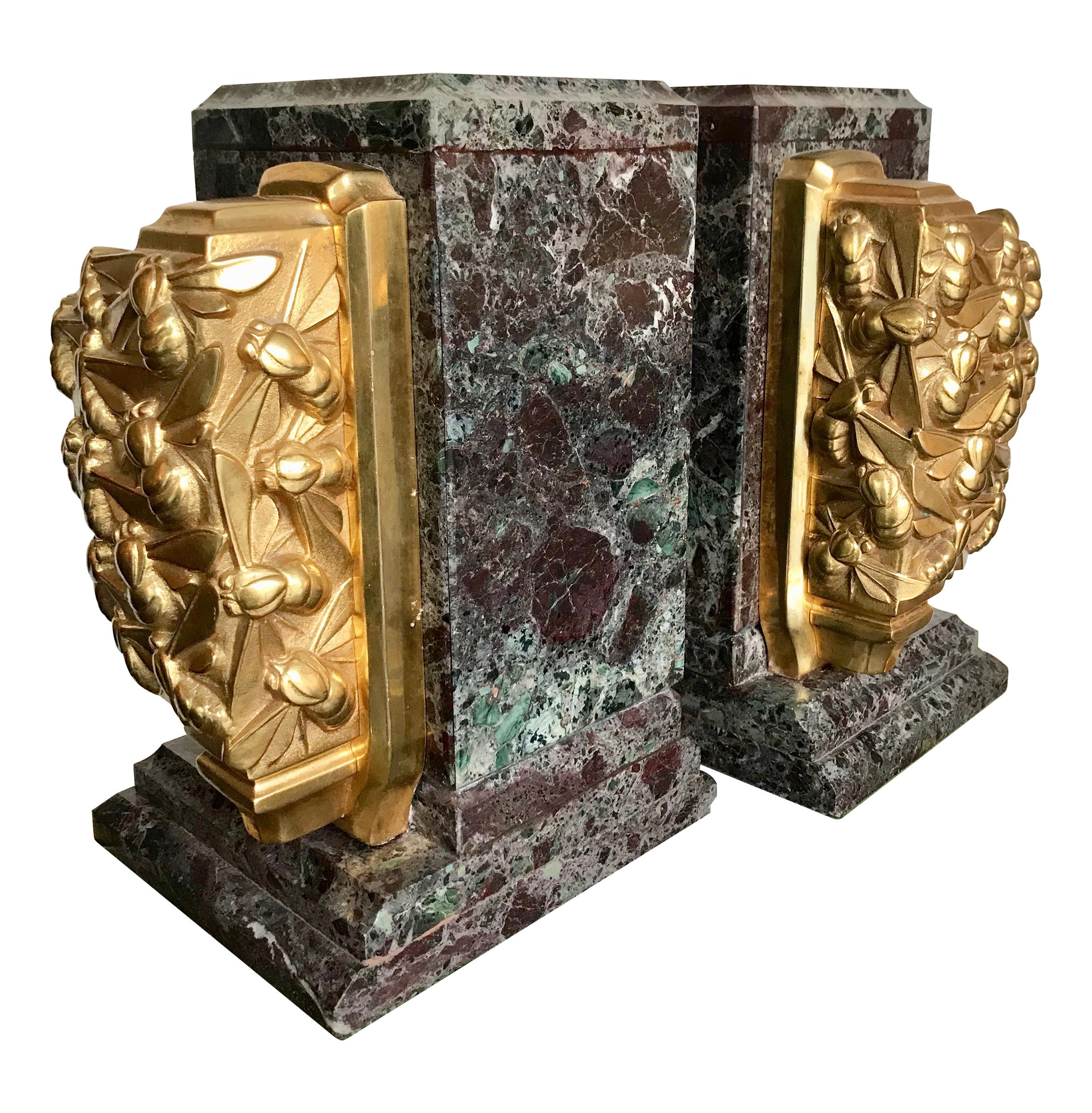 A pair of Art Deco bookends of amazonite marble and cast gilt metal bees 4