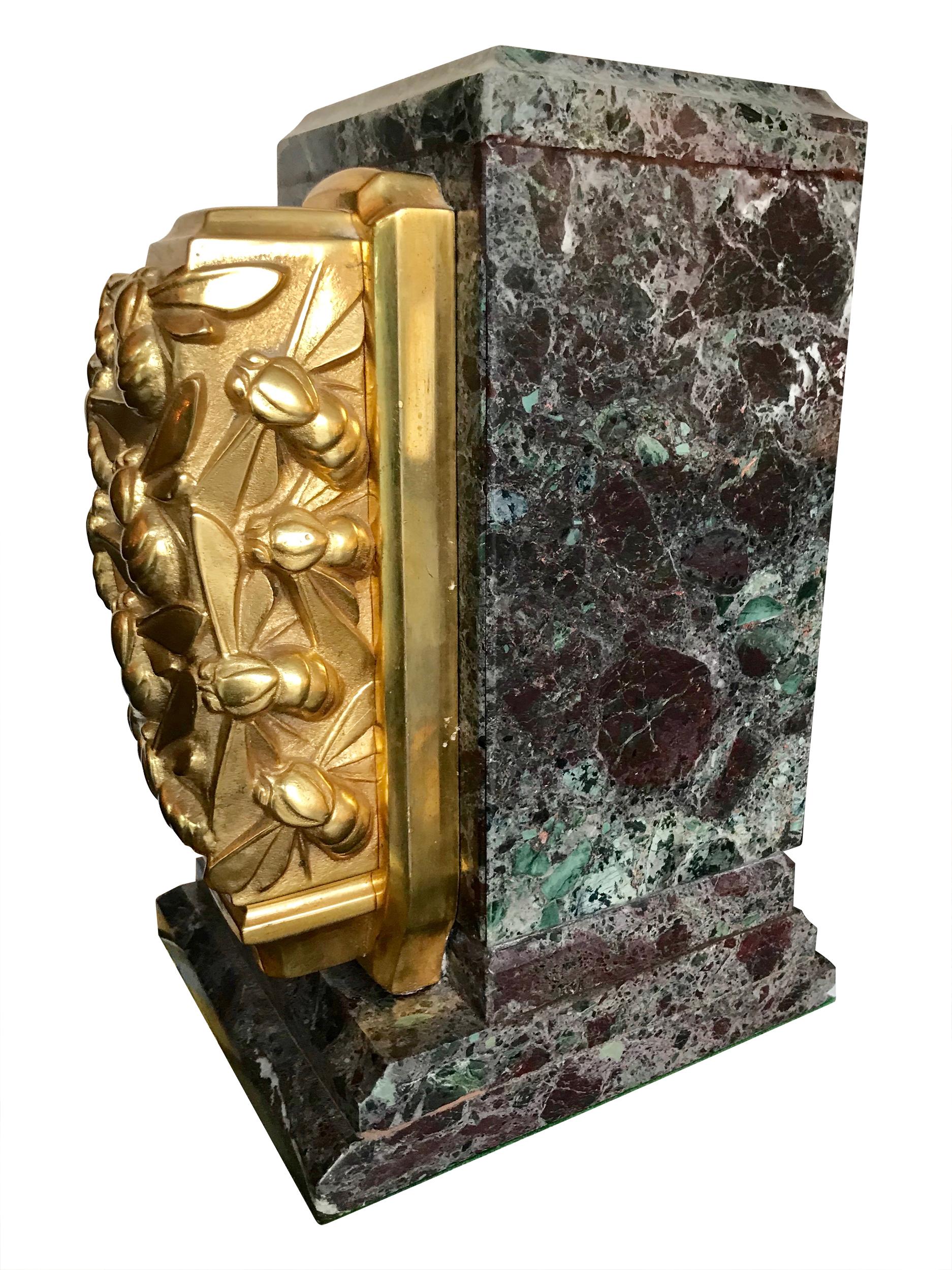 A pair of Art Deco bookends of amazonite marble and cast gilt metal bees 5