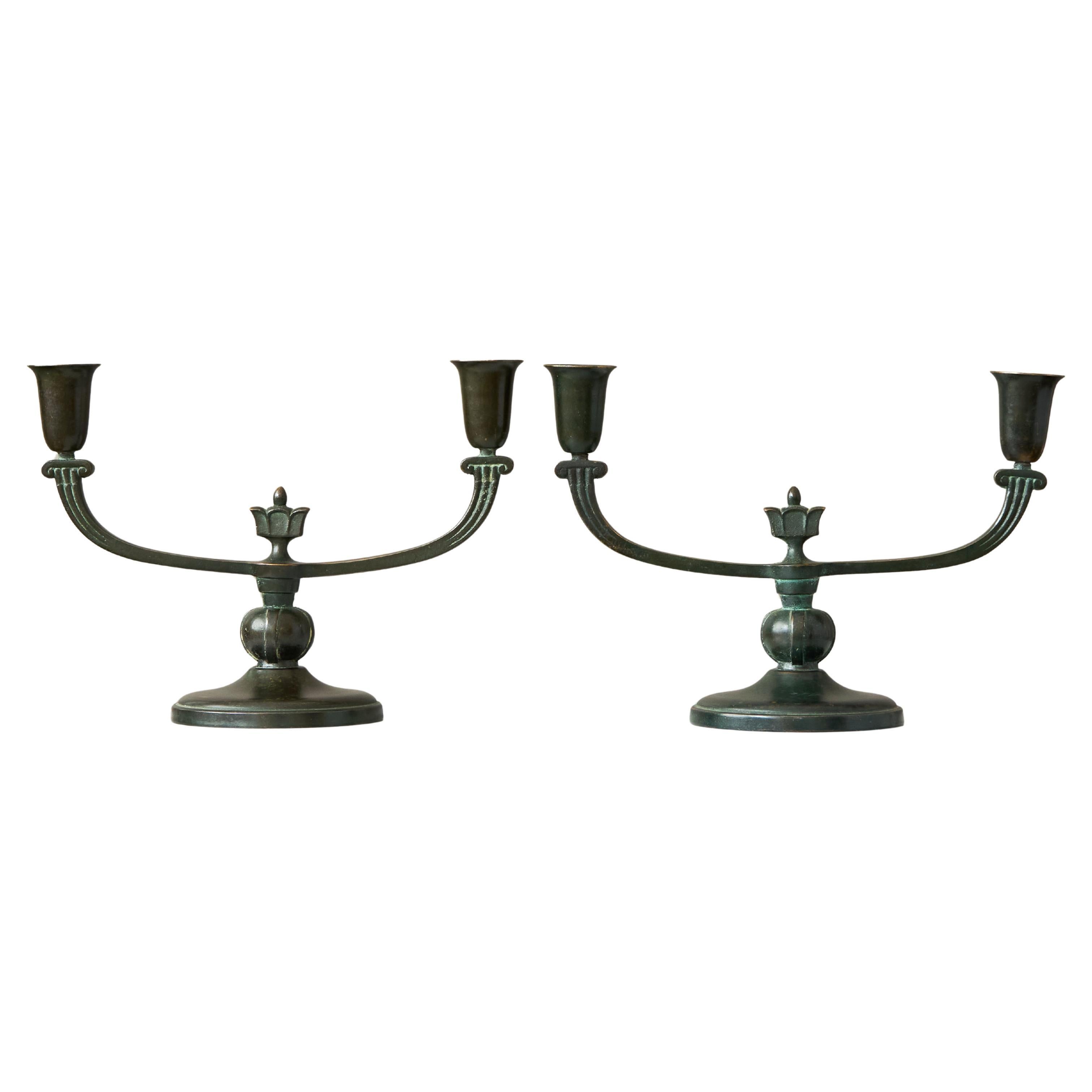 Un par de Candelabros Art Decó de Bronce de Nordiska Juvelaktiebolaget Suecia Años 30