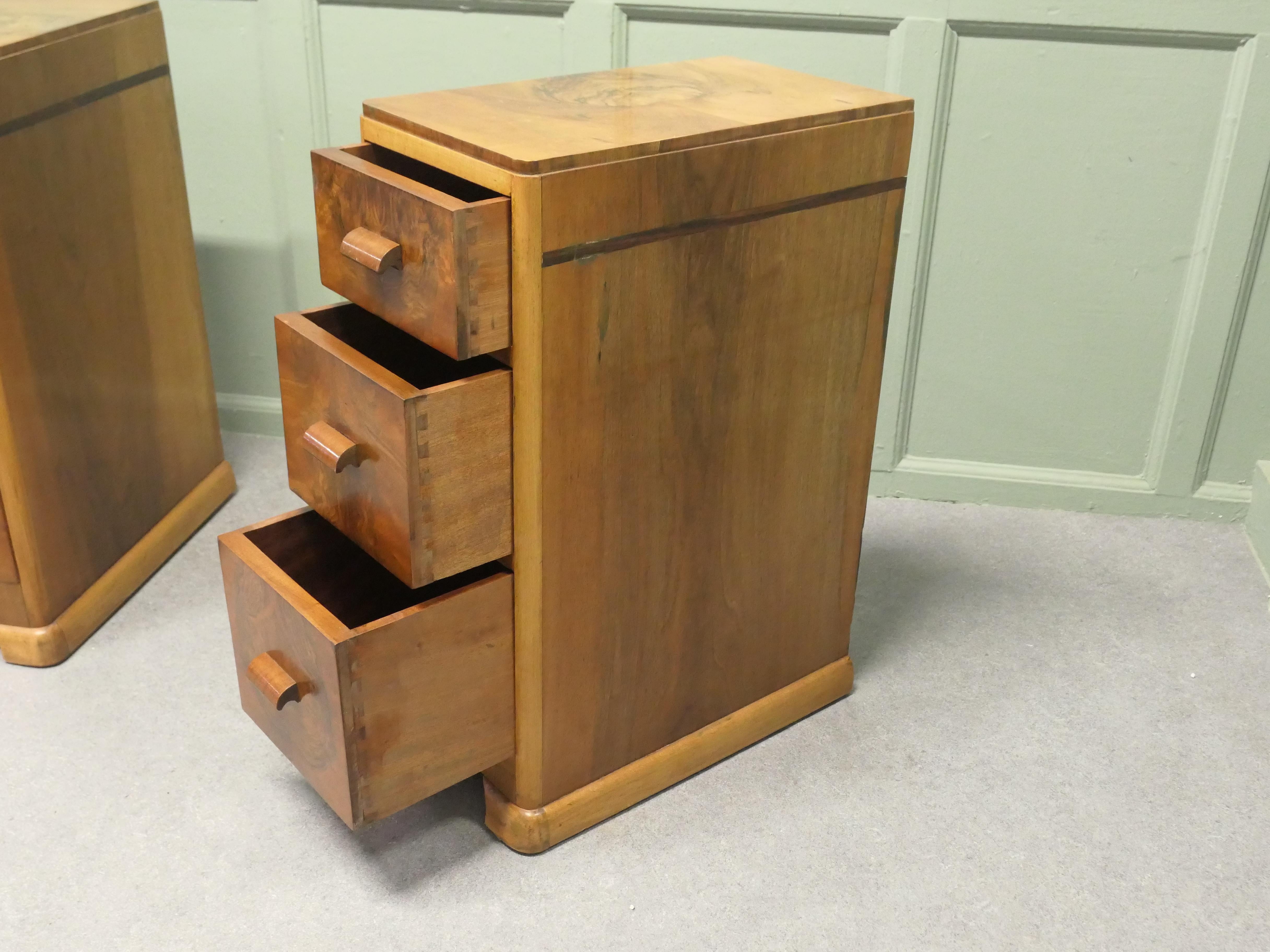Mid-20th Century A Pair of Art Deco Burr Walnut Bedside Chest of Drawers For Sale