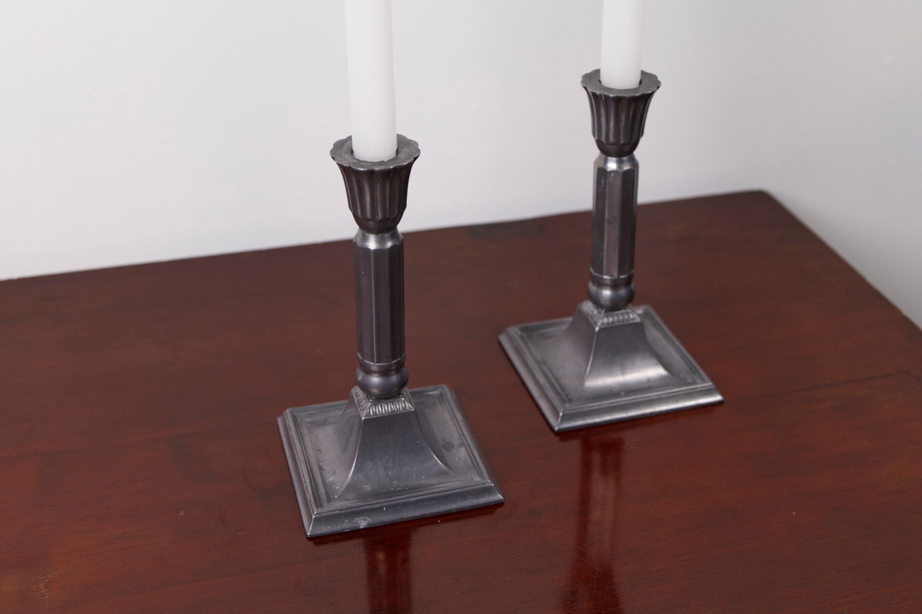 Patiné A Pair of Art Deco candle sticks by Just Andersen, model D54, Denmark, 1930s en vente