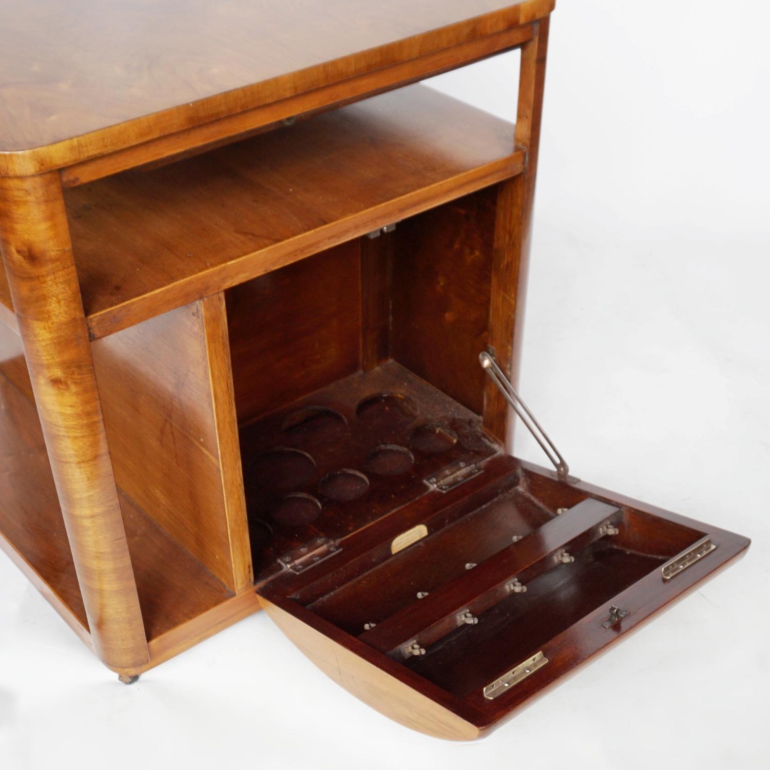 Pair of Art Deco Drinks Tables Burr & Figured Walnut English, Circa 1940 2