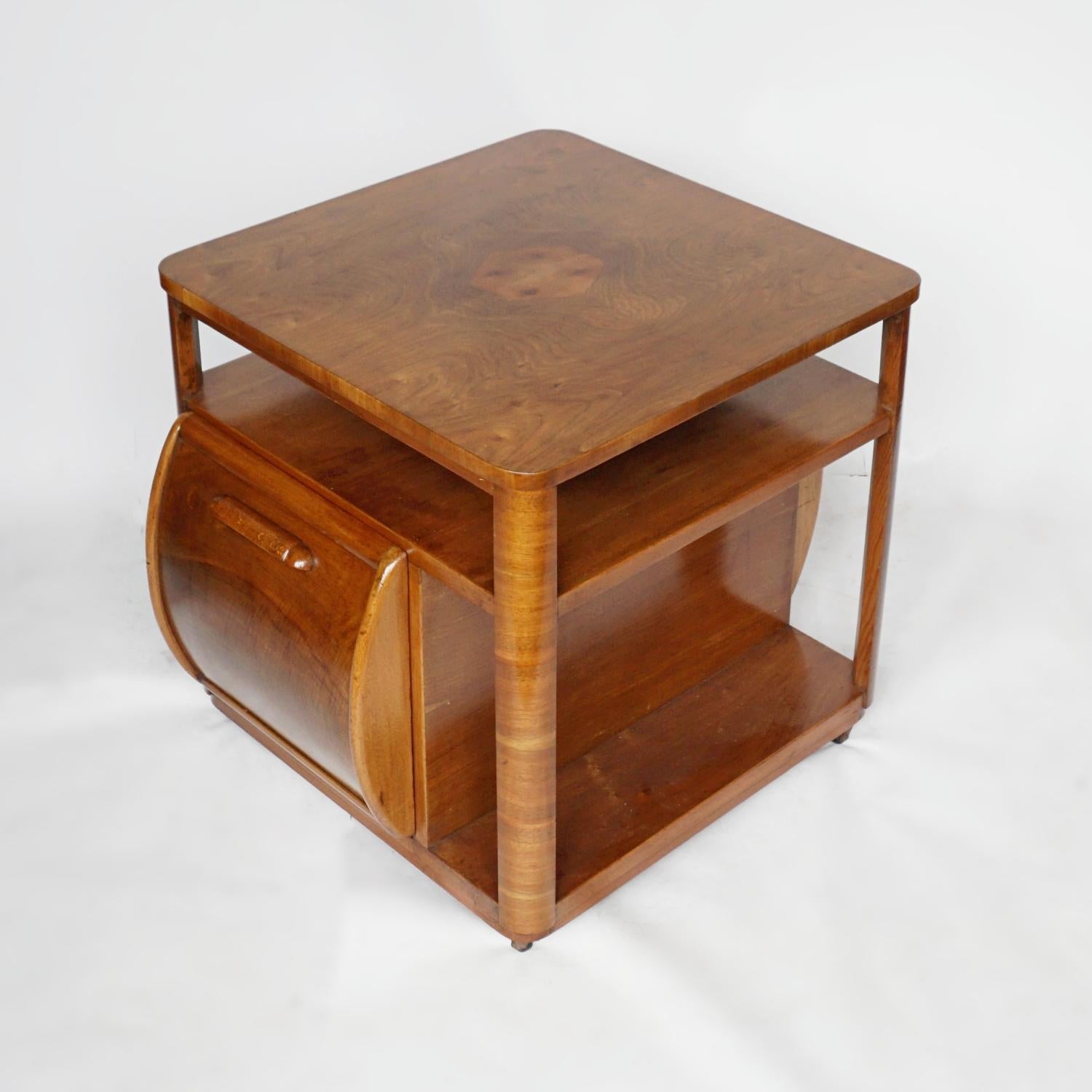 Pair of Art Deco Drinks Tables Burr & Figured Walnut English, Circa 1940 3