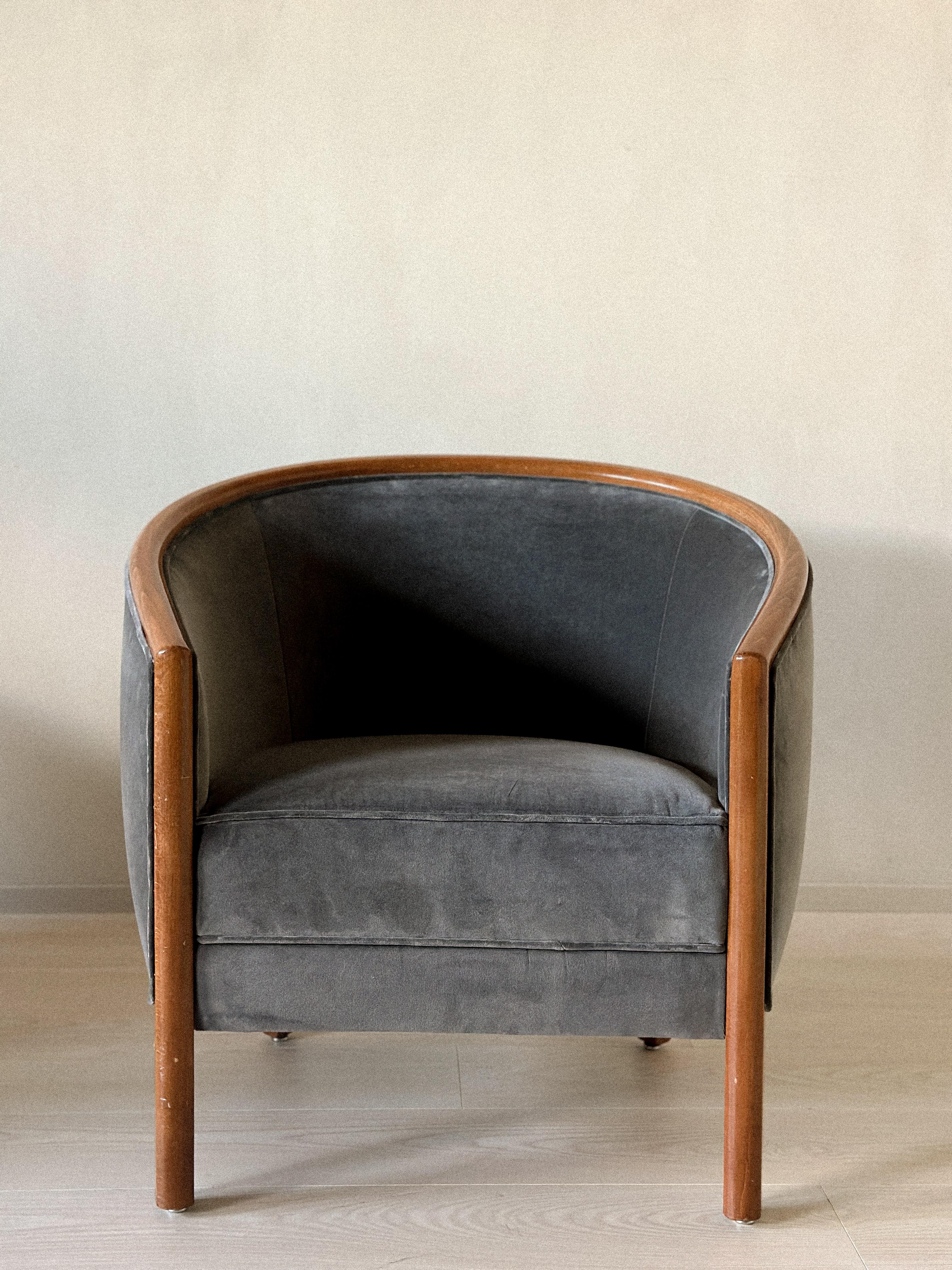 Paire de chaises Œuf Art déco en velours, Scandinavie, vers les années 1960 en vente 4