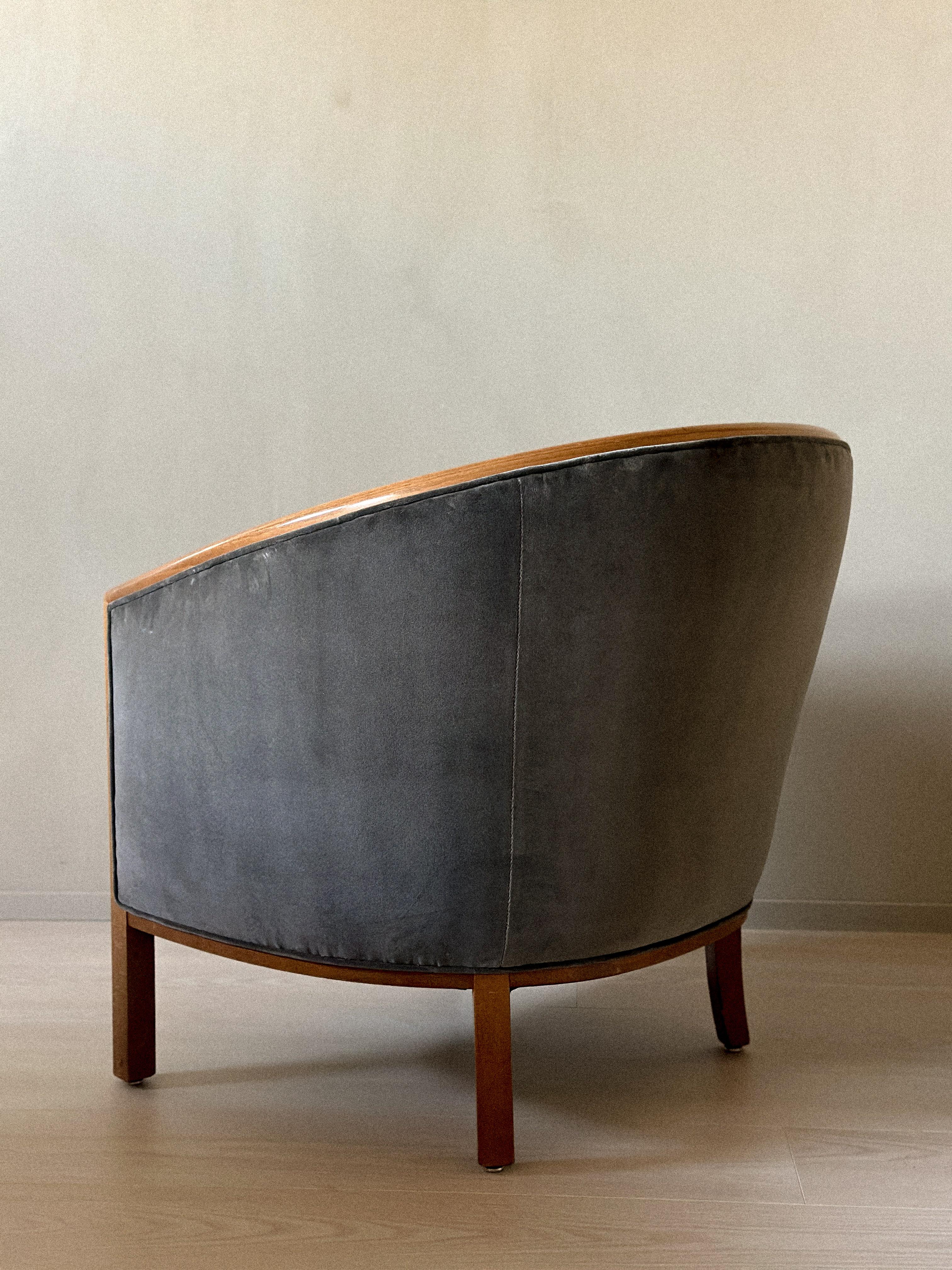 Paire de chaises Œuf Art déco en velours, Scandinavie, vers les années 1960 en vente 1
