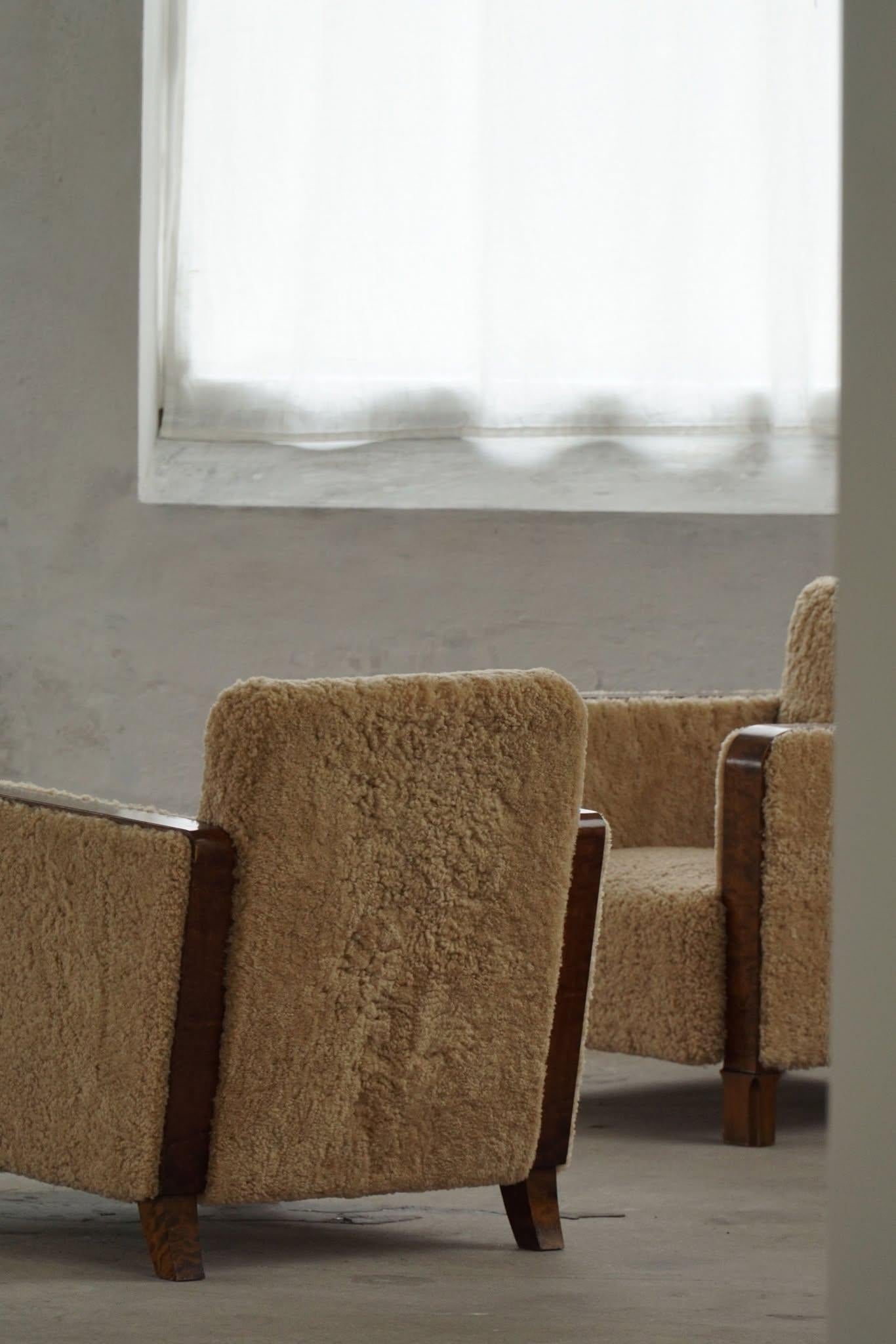 A Pair of Art Deco Lounge Chairs in Birch & Lambswool, Swedish Grace, 1930s 9