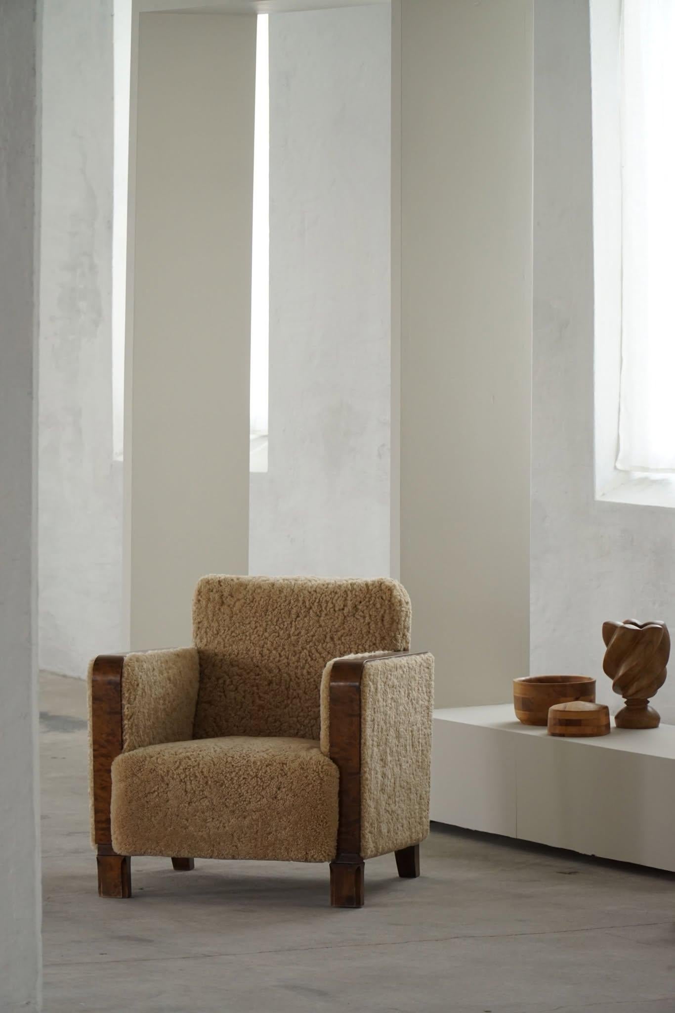 A Pair of Art Deco Lounge Chairs in Birch & Lambswool, Swedish Grace, 1930s 11