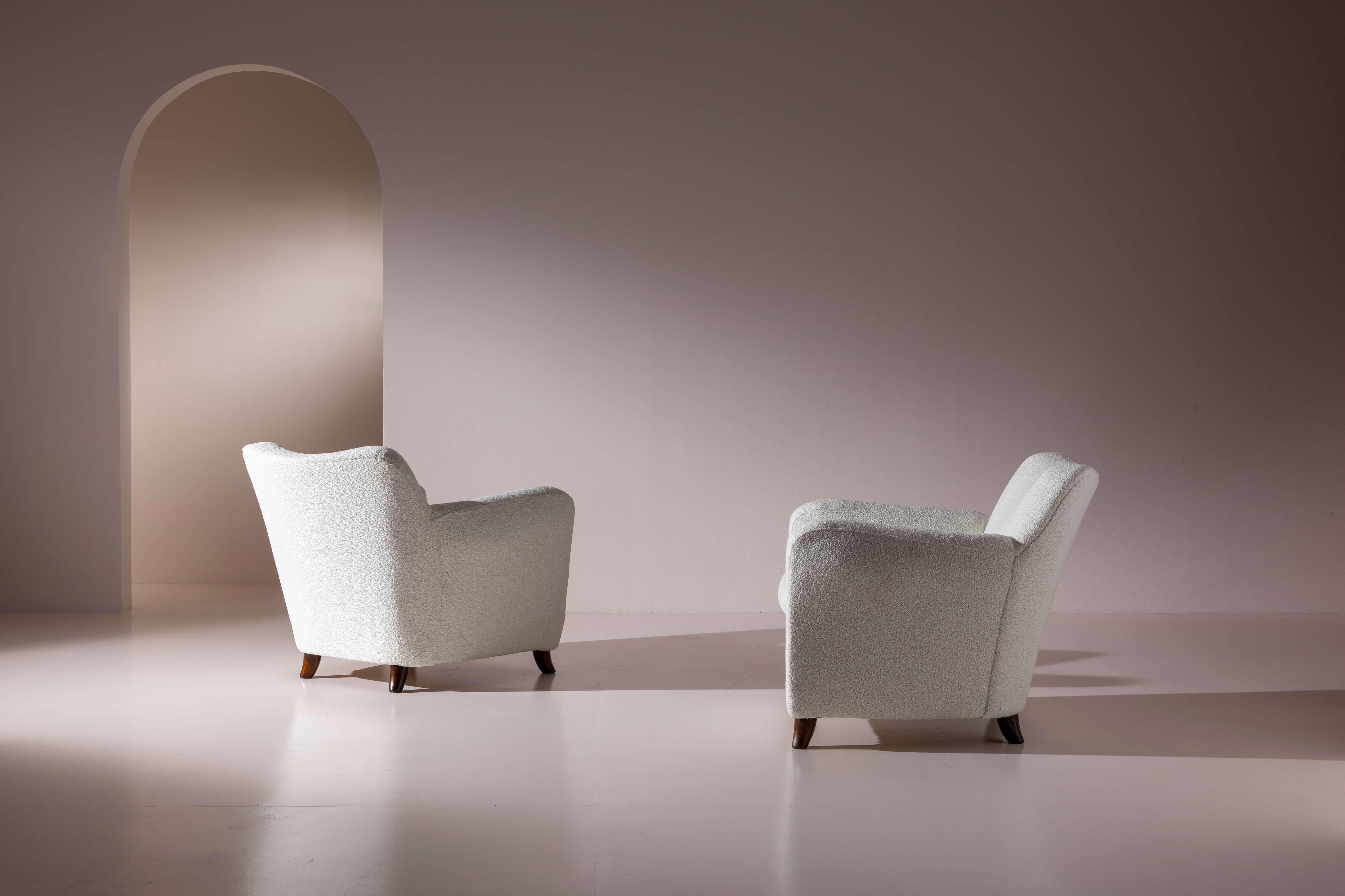 Milieu du XXe siècle Paire de chaises longues Art déco dans le style de Guglielmo Ulrich, Italie, années 1940 en vente