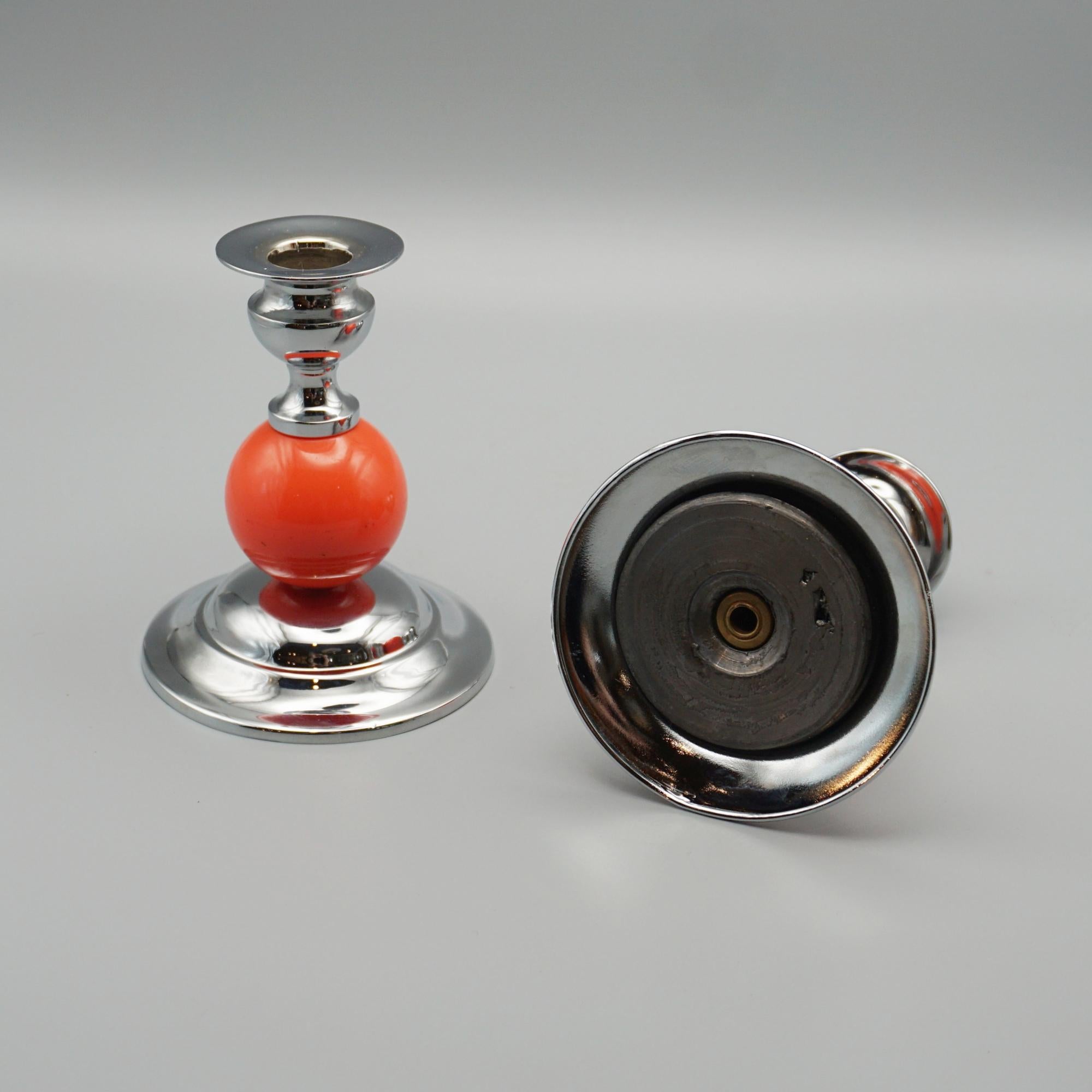 A Pair of Art Deco Style Candlesticks In condizioni buone in vendita a Forest Row, East Sussex