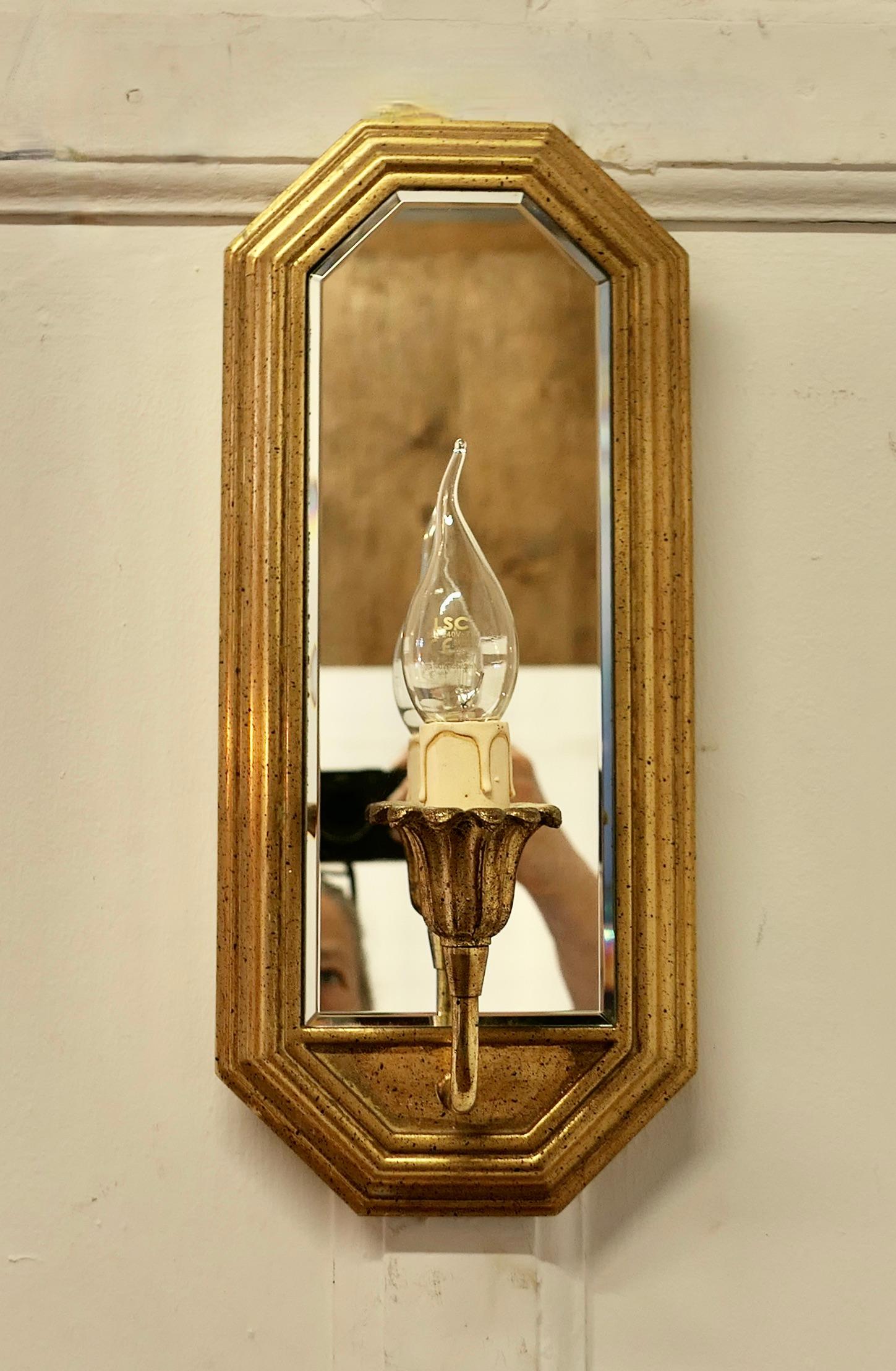 Ein Paar Art Deco Style Girandole Wall Mirror Lights  Ein hervorragendes Paar im Zustand „Gut“ im Angebot in Godshill, Isle of Wight