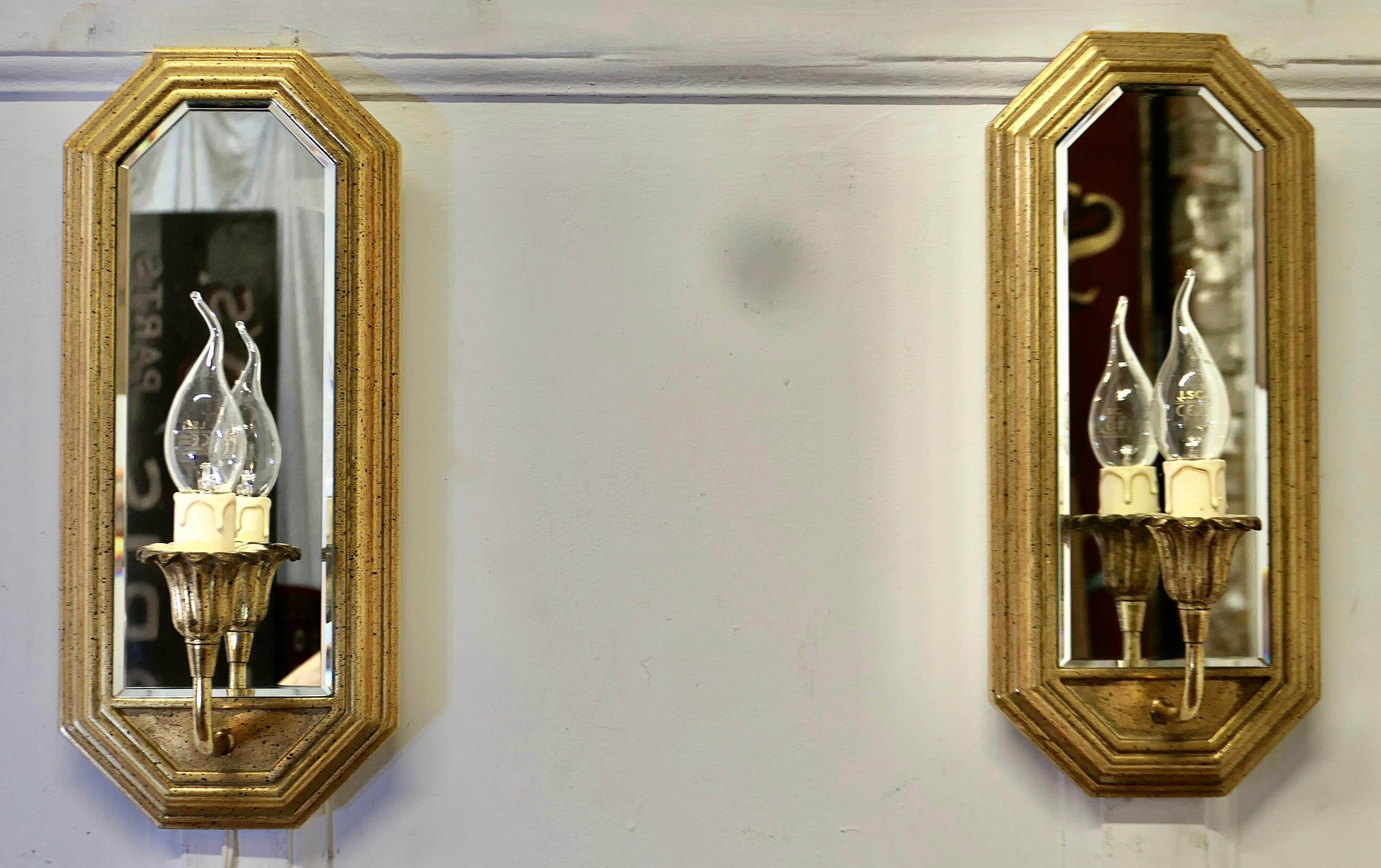 Ein Paar Art Deco Style Girandole Wall Mirror Lights  Ein hervorragendes Paar im Angebot 1