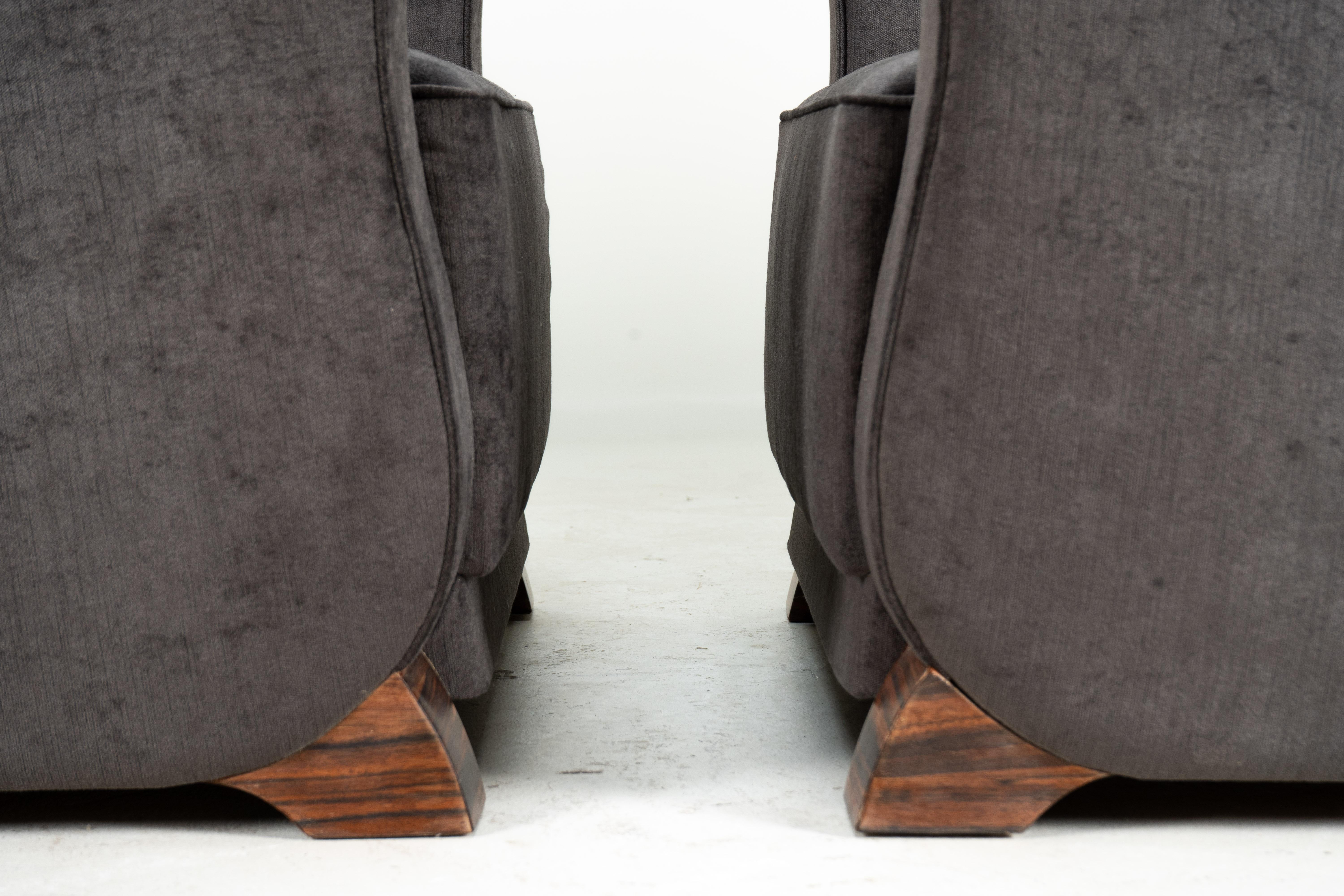 A Pair of Art Deco Style Lounge Chairs With Macassar Ebony For Sale 7
