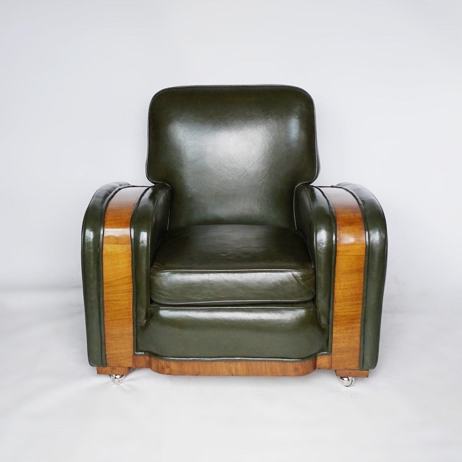 English Pair of Art Deco Tank Chairs Attributed to Heal's of London
