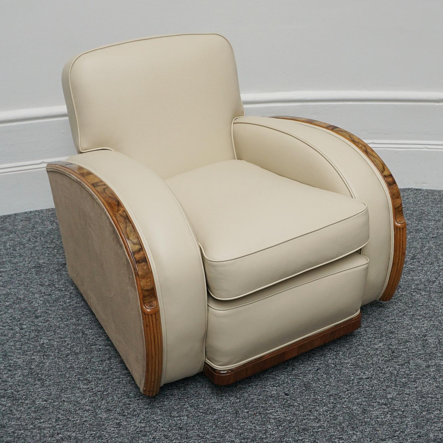 Mid-20th Century A Pair of Art Deco 'Tank' Chairs by Heal's of London