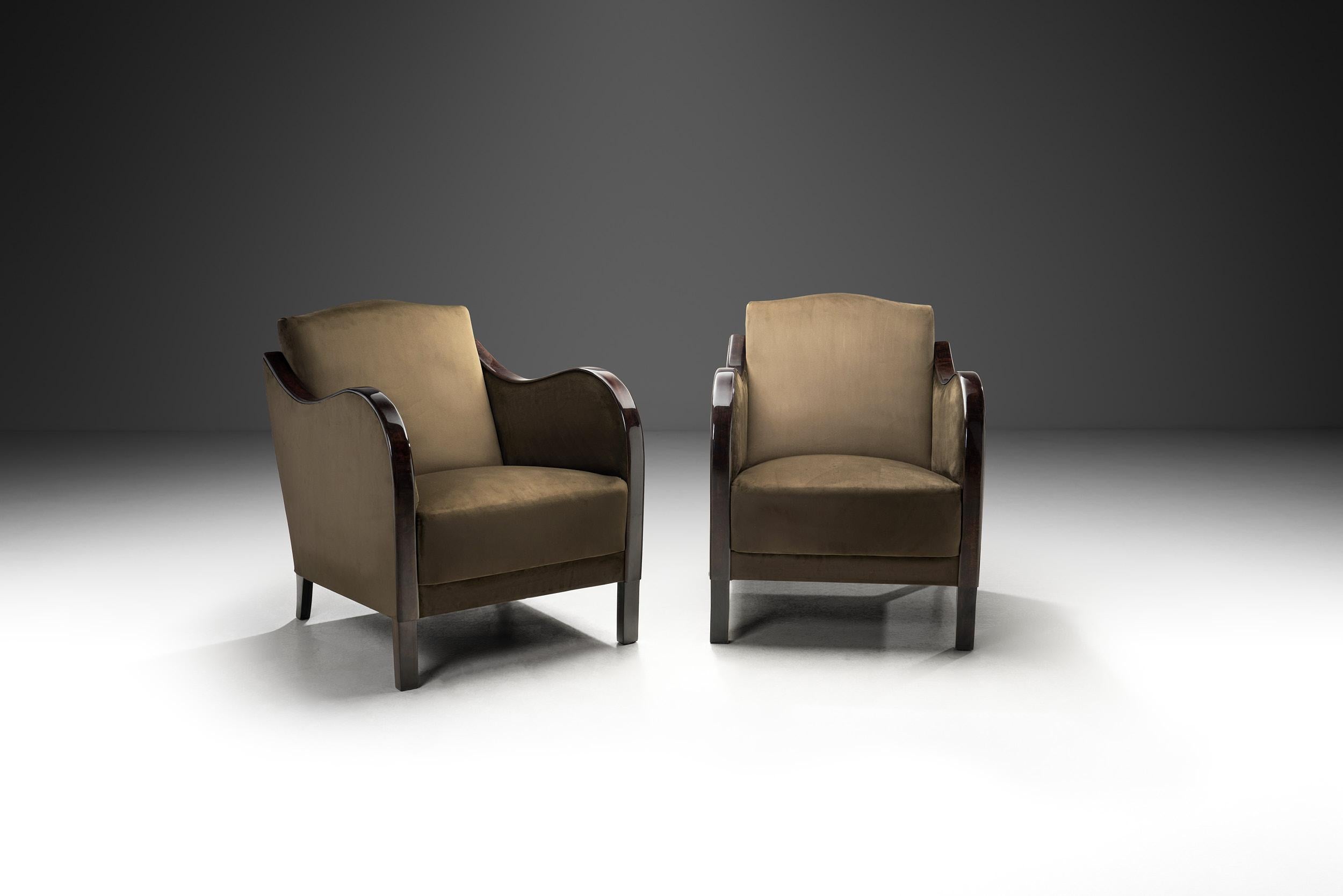 European A Pair of Art Deco Velvet Armchairs, Europe First Half of the 20th Century For Sale