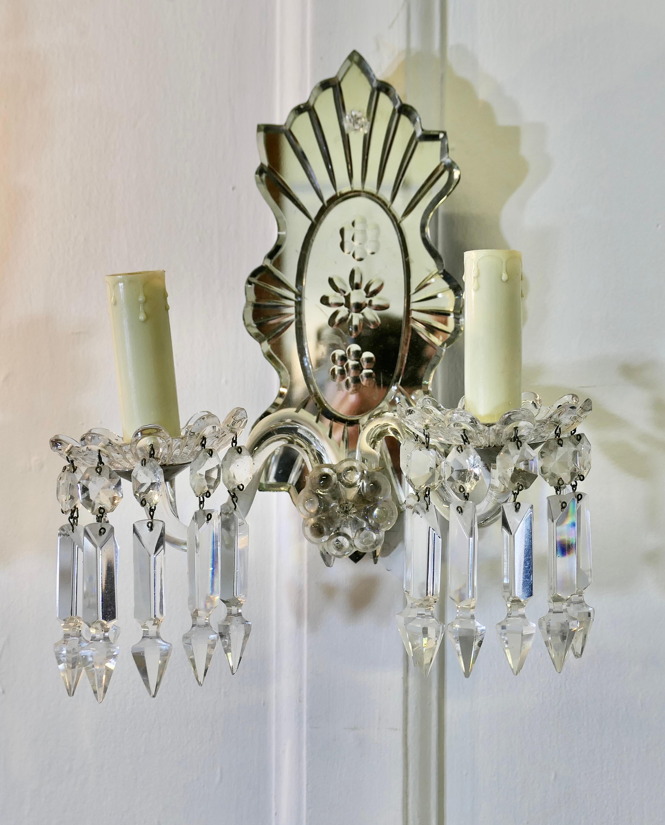 Ein Paar Wandleuchten aus venezianischem Glas Art Deco Girandole (Mitte des 20. Jahrhunderts) im Angebot