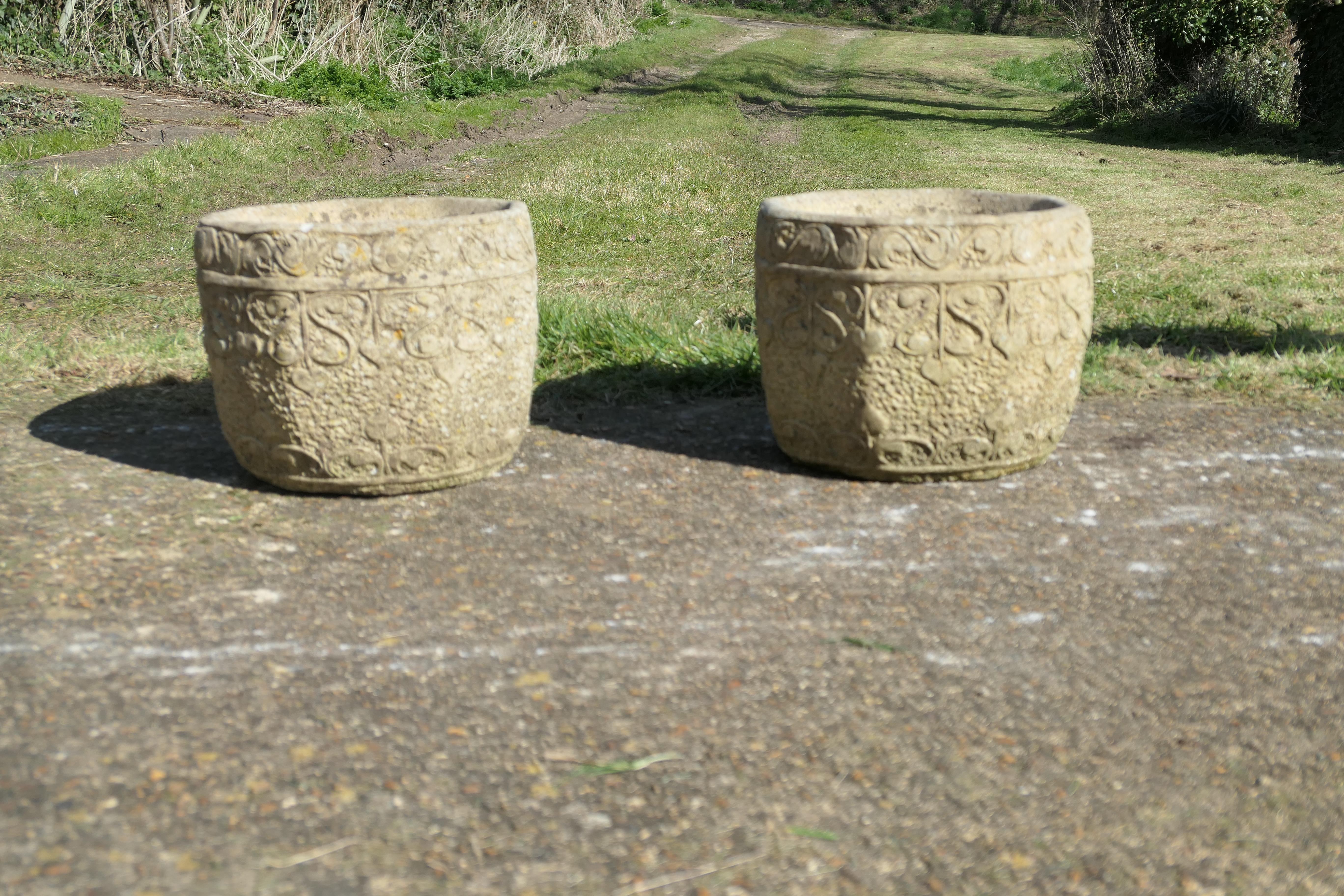 A pair of Art Nouveau Planters from Cotswold Studio In Good Condition For Sale In Godshill, Isle of Wight