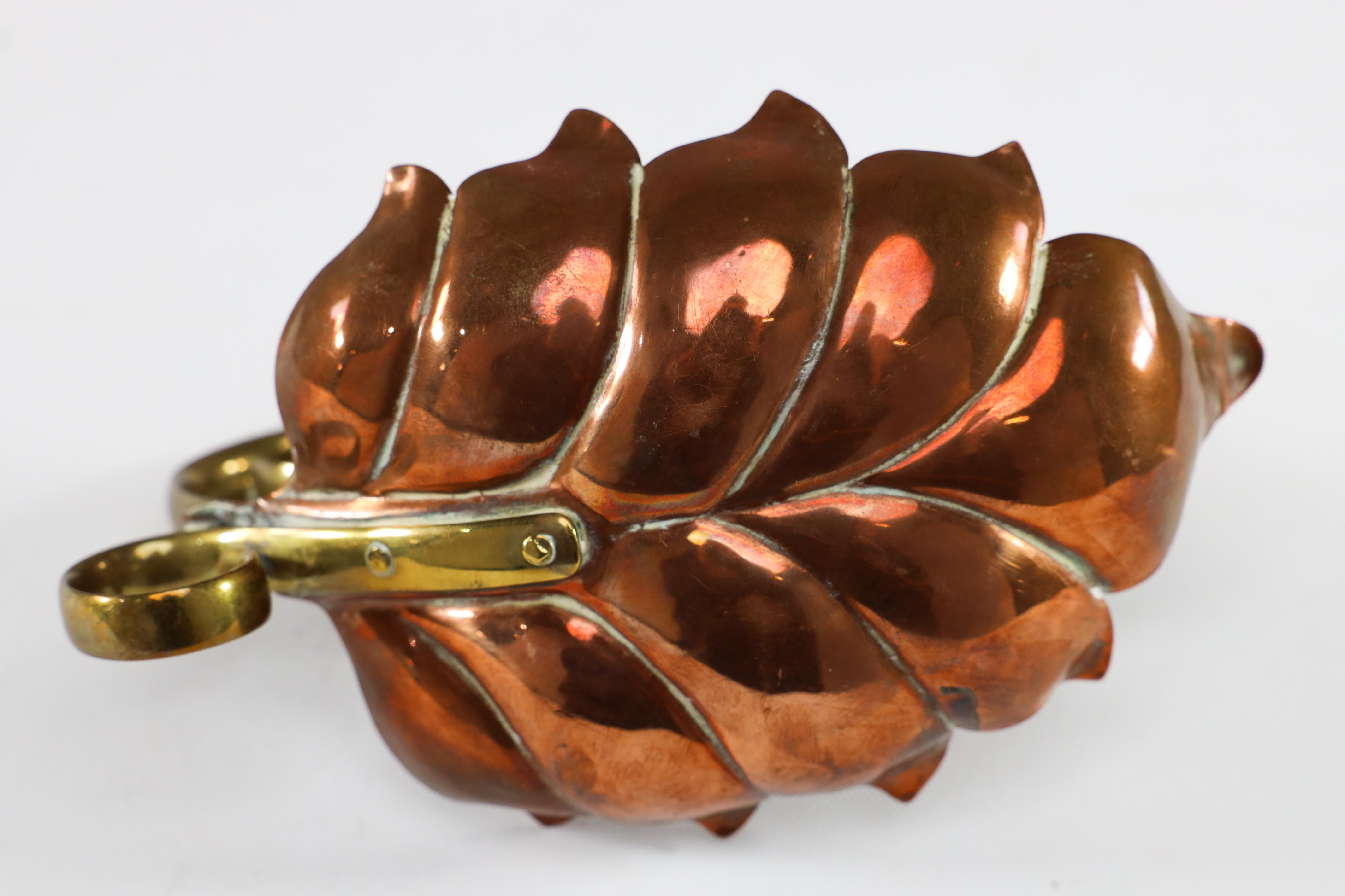 A pair of Arts and Crafts copper and brass lily pad candle night lights. For Sale 15