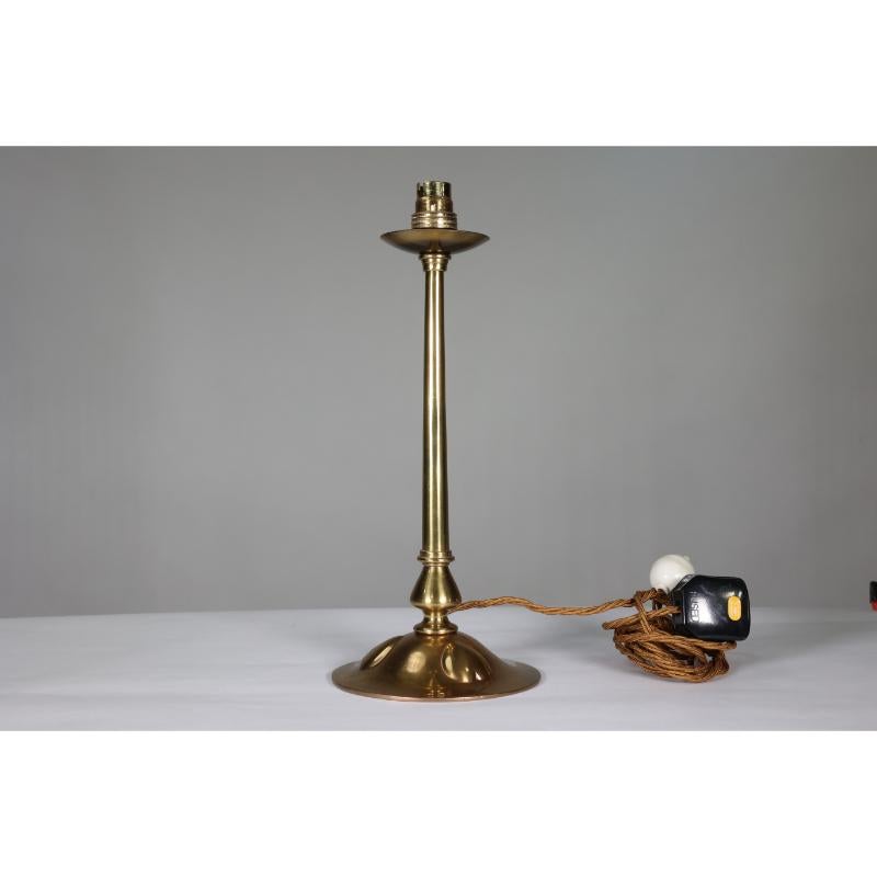 English Pair of Arts & Crafts copper table lamps with three repousse hearts to the base For Sale