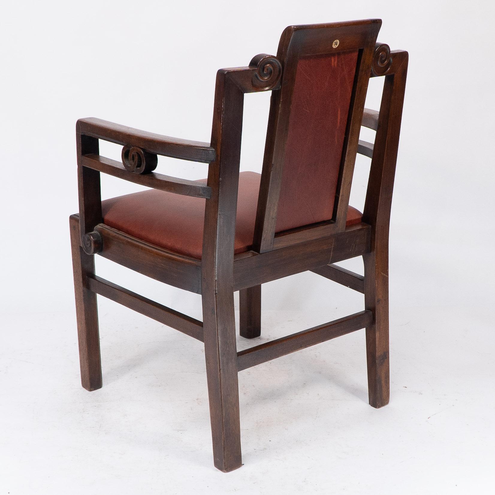 Sir Frank Brangwyn attr. Pair of Arts & Crafts mahogany armchairs Chinese style For Sale 10