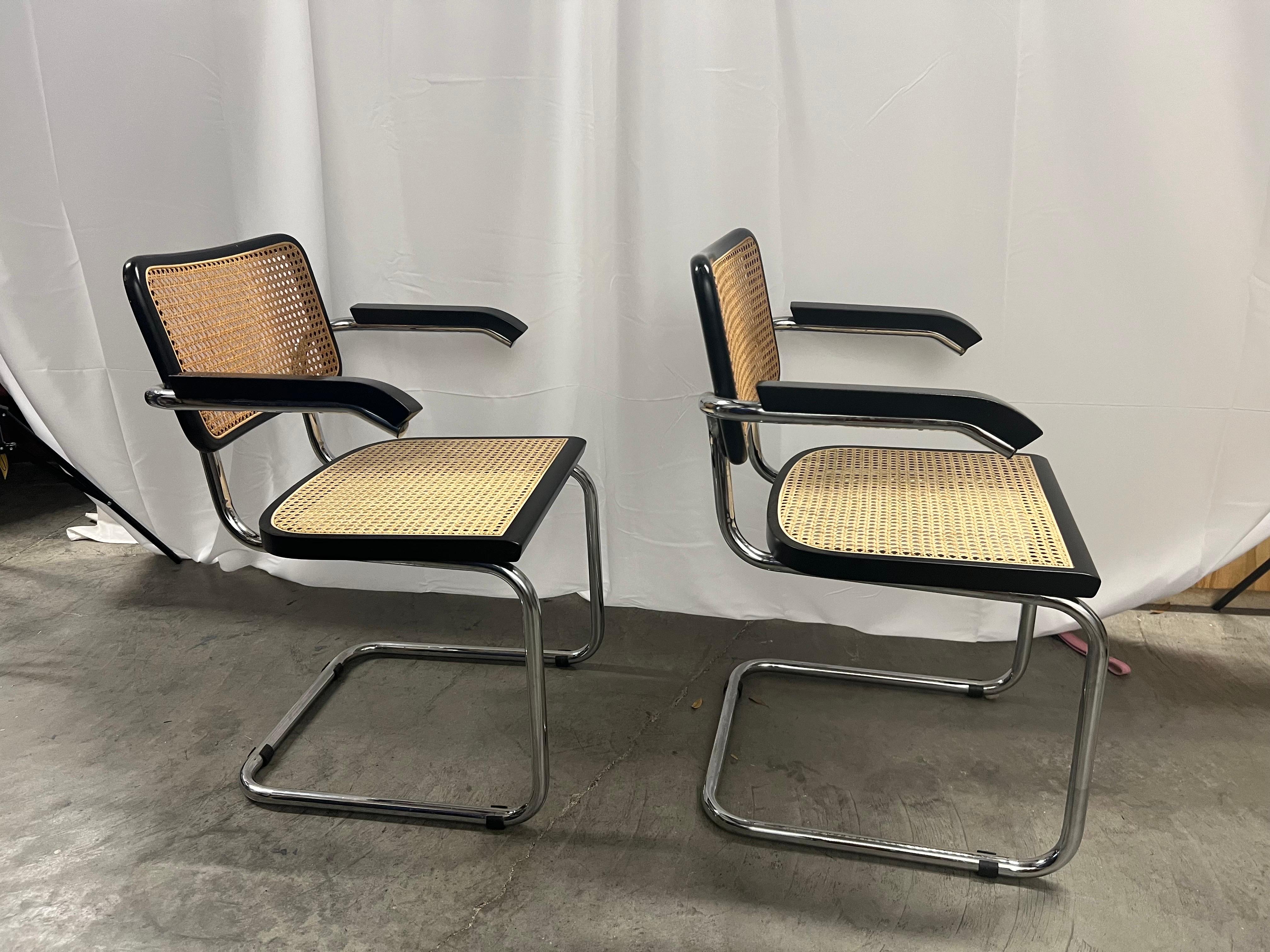 20ième siècle Paire de chaises Cesca attribuées Bahaus Marcel Breuer S64 en vente