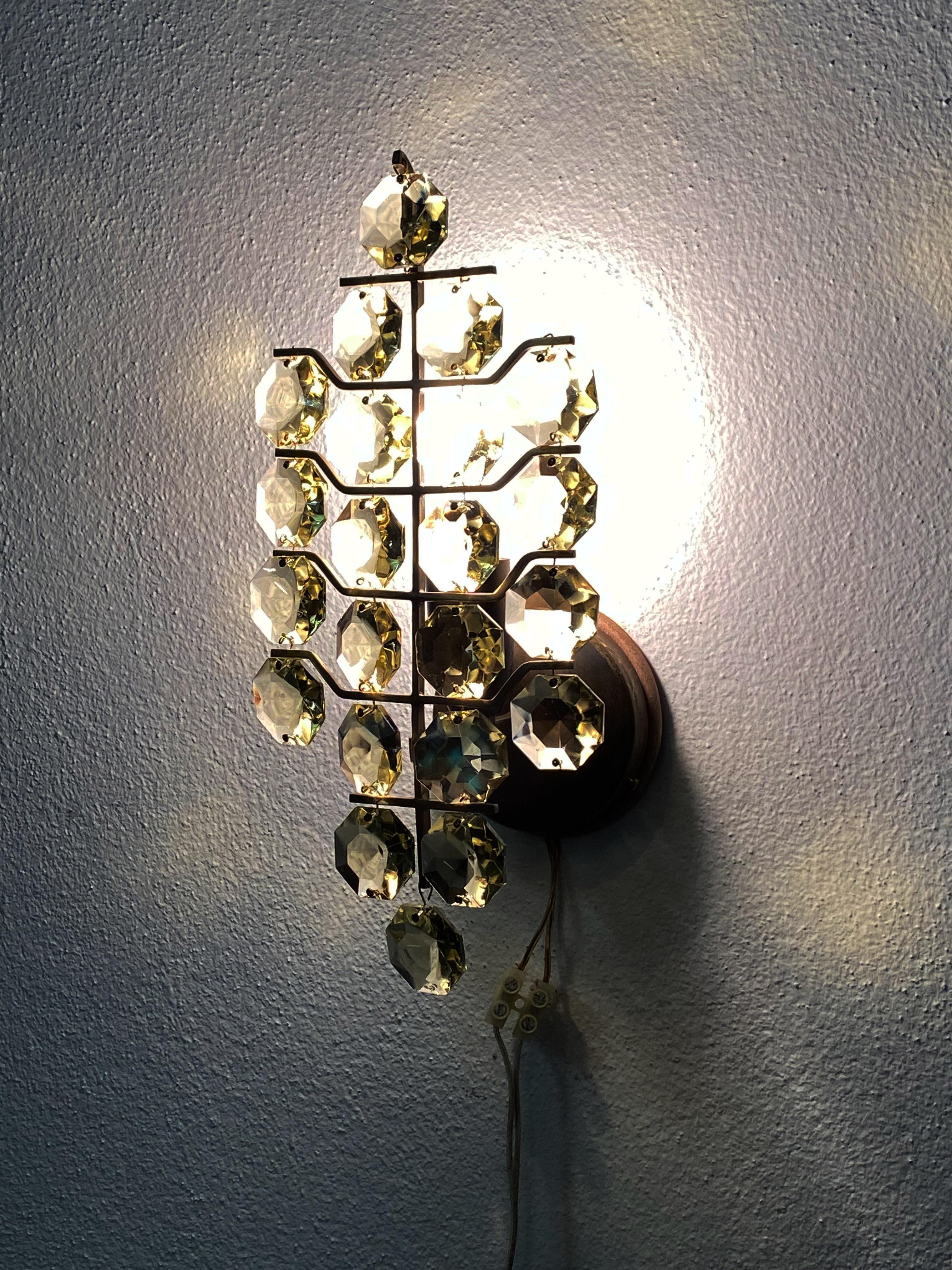 A Pair of Bakalowits Sconces Wall Lights, Brass Crystal Glass, 1960s For Sale 4
