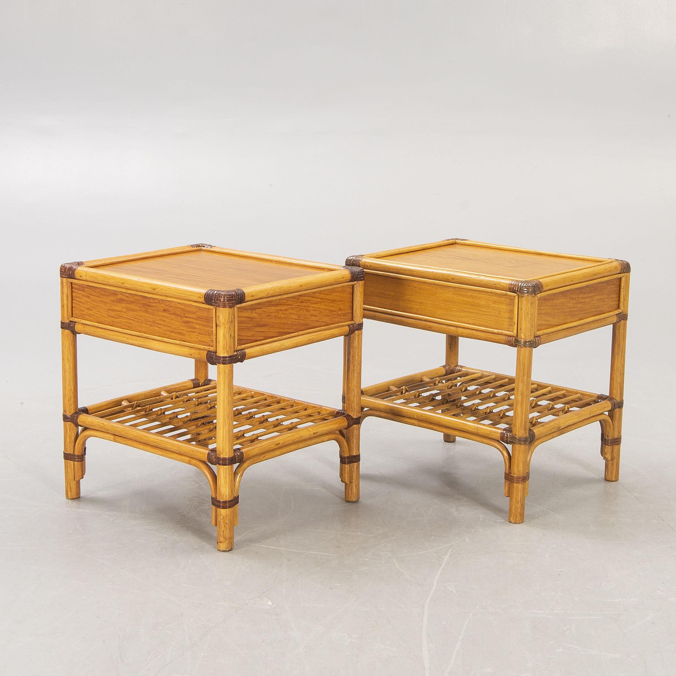 A pair of bamboo and wood nightstand anonymous for DUX Sweden, 1960
Good condition
more photo on demand.