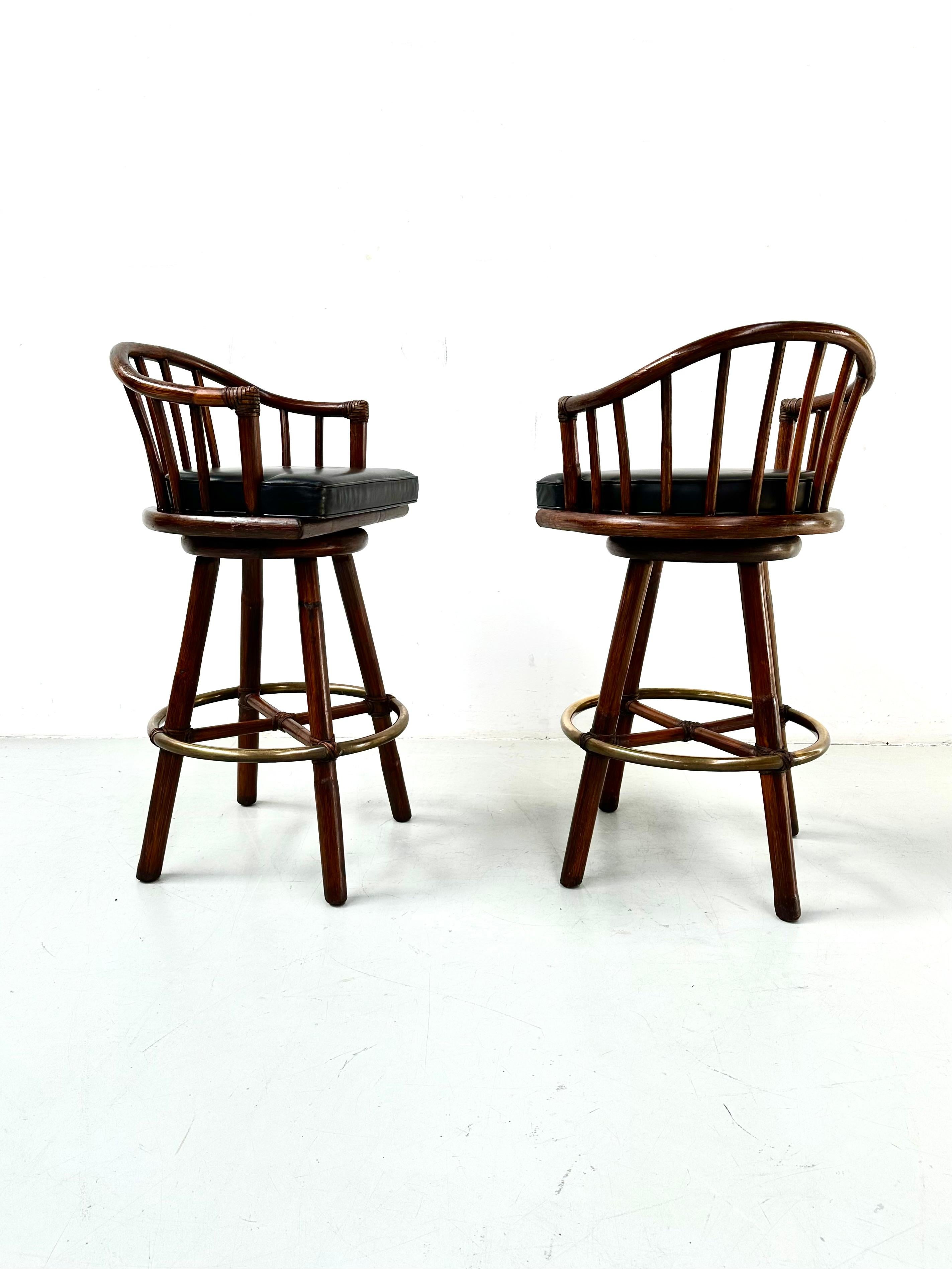 A pair of Bamboo Bar Stools with Brass by Hans Kaufeld for McGuire , 1970s. For Sale 6