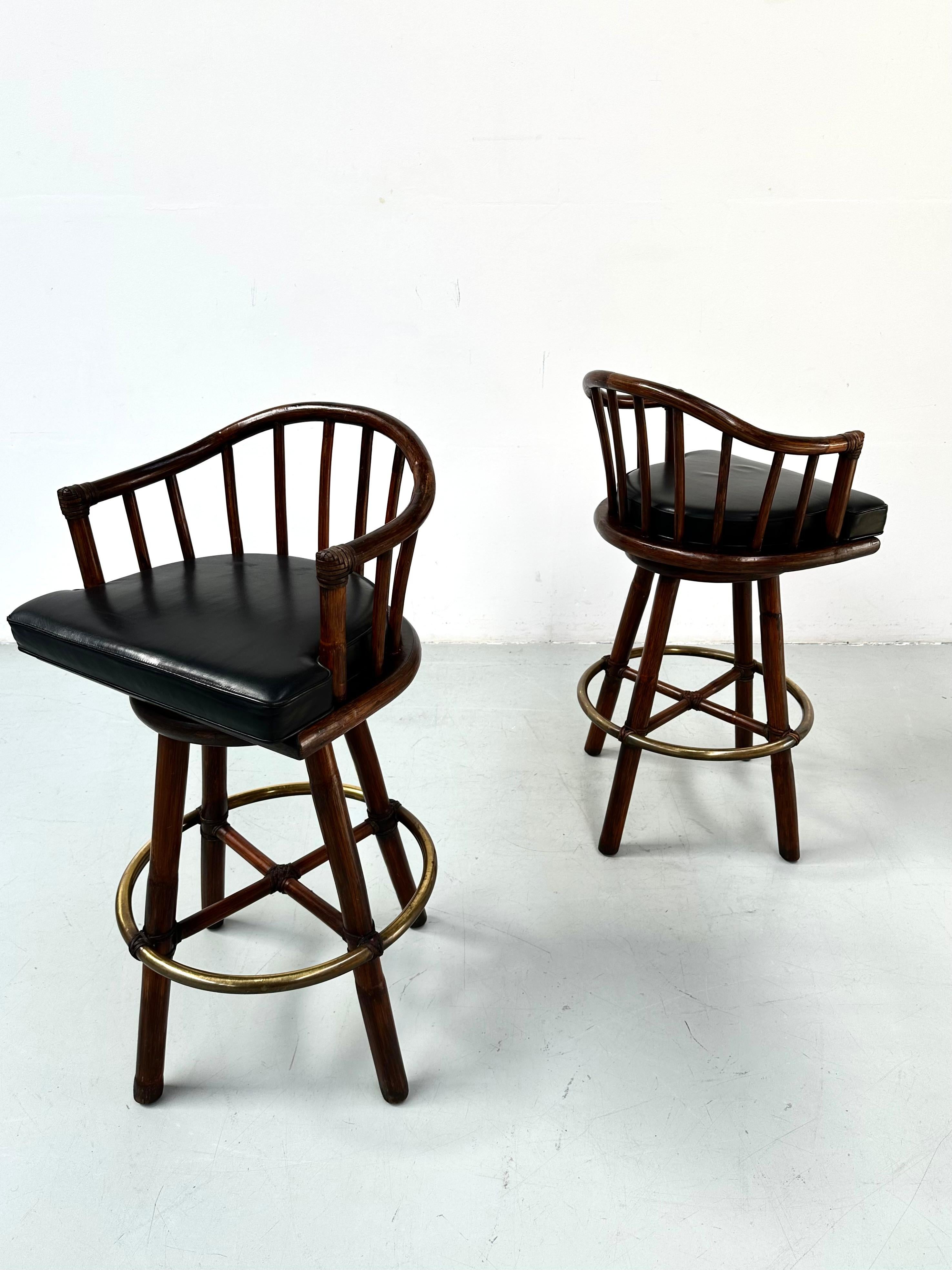 American A pair of Bamboo Bar Stools with Brass by Hans Kaufeld for McGuire , 1970s. For Sale