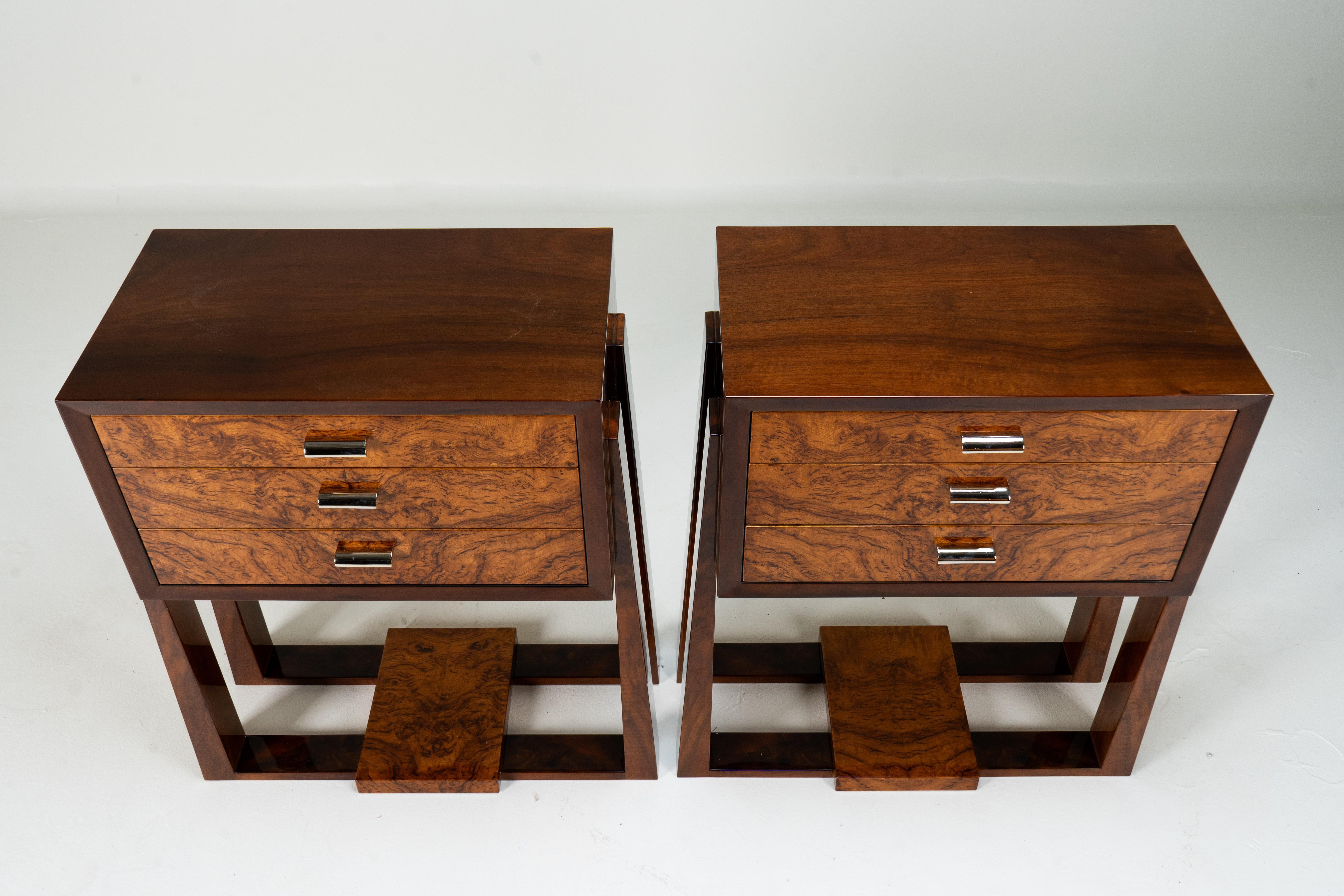 A Pair of Bauhaus-Inspired Bed Side Chests With 3 drawers In Good Condition For Sale In Chicago, IL