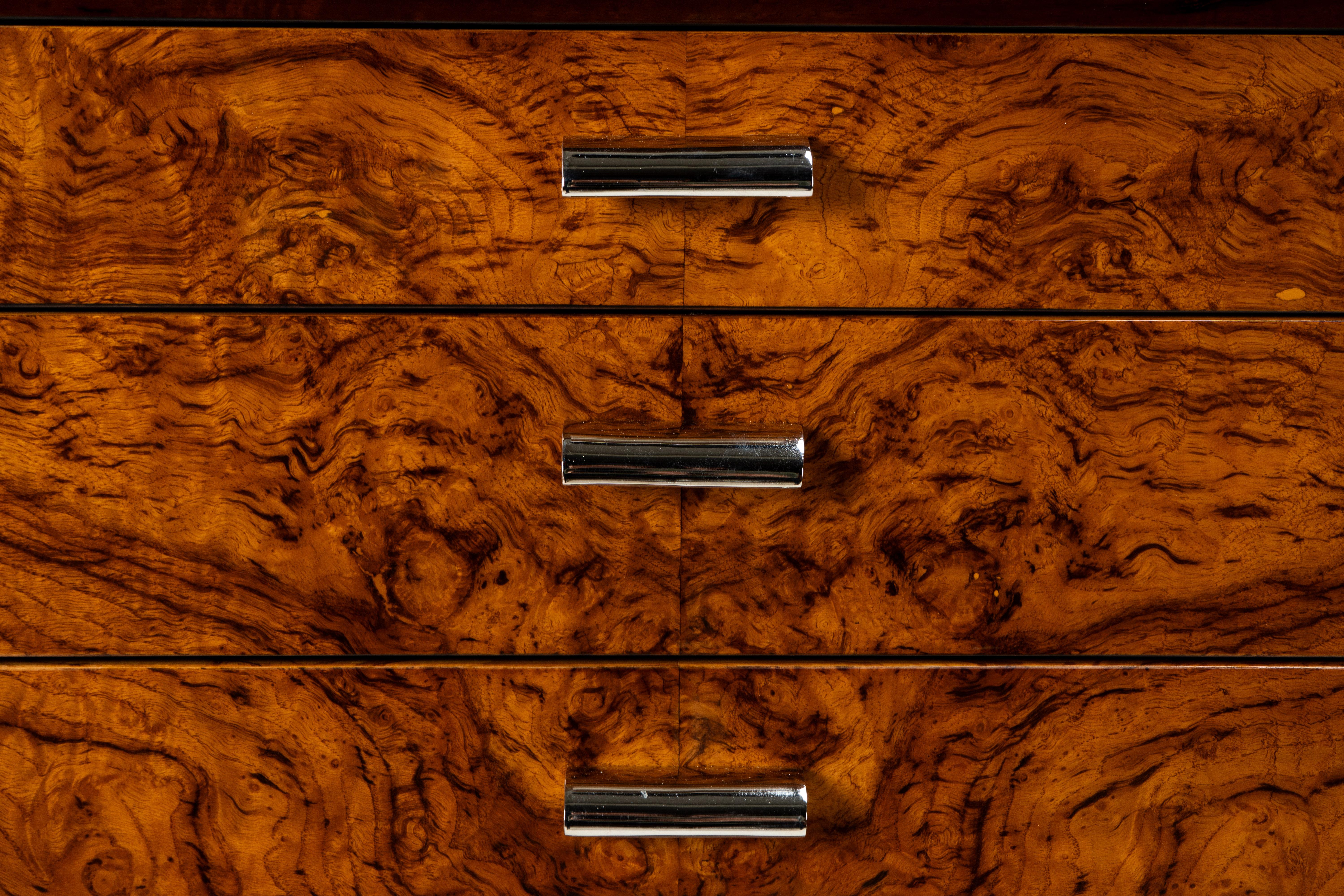 A Pair of Bauhaus-Inspired Bed Side Chests With 3 drawers For Sale 3