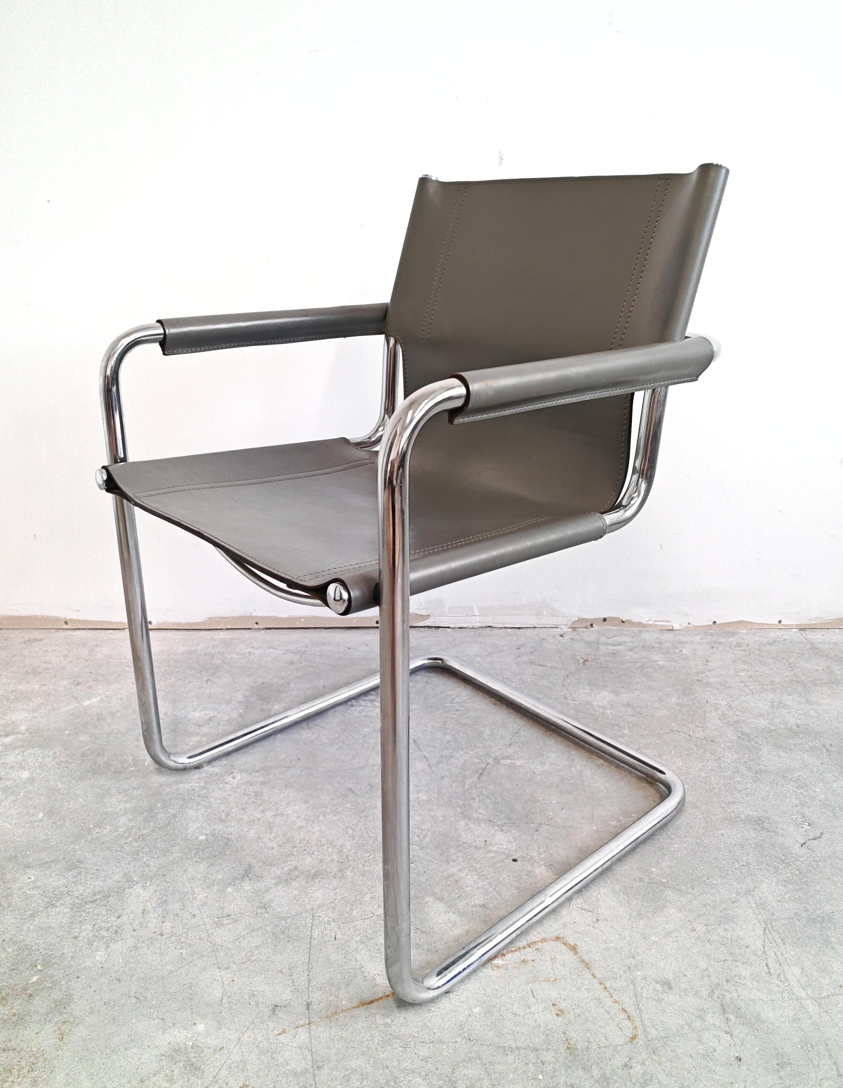 A pair of Bauhaus Leather Visitor chairs by Mart Stam, produced by Matteo Grassi For Sale 8