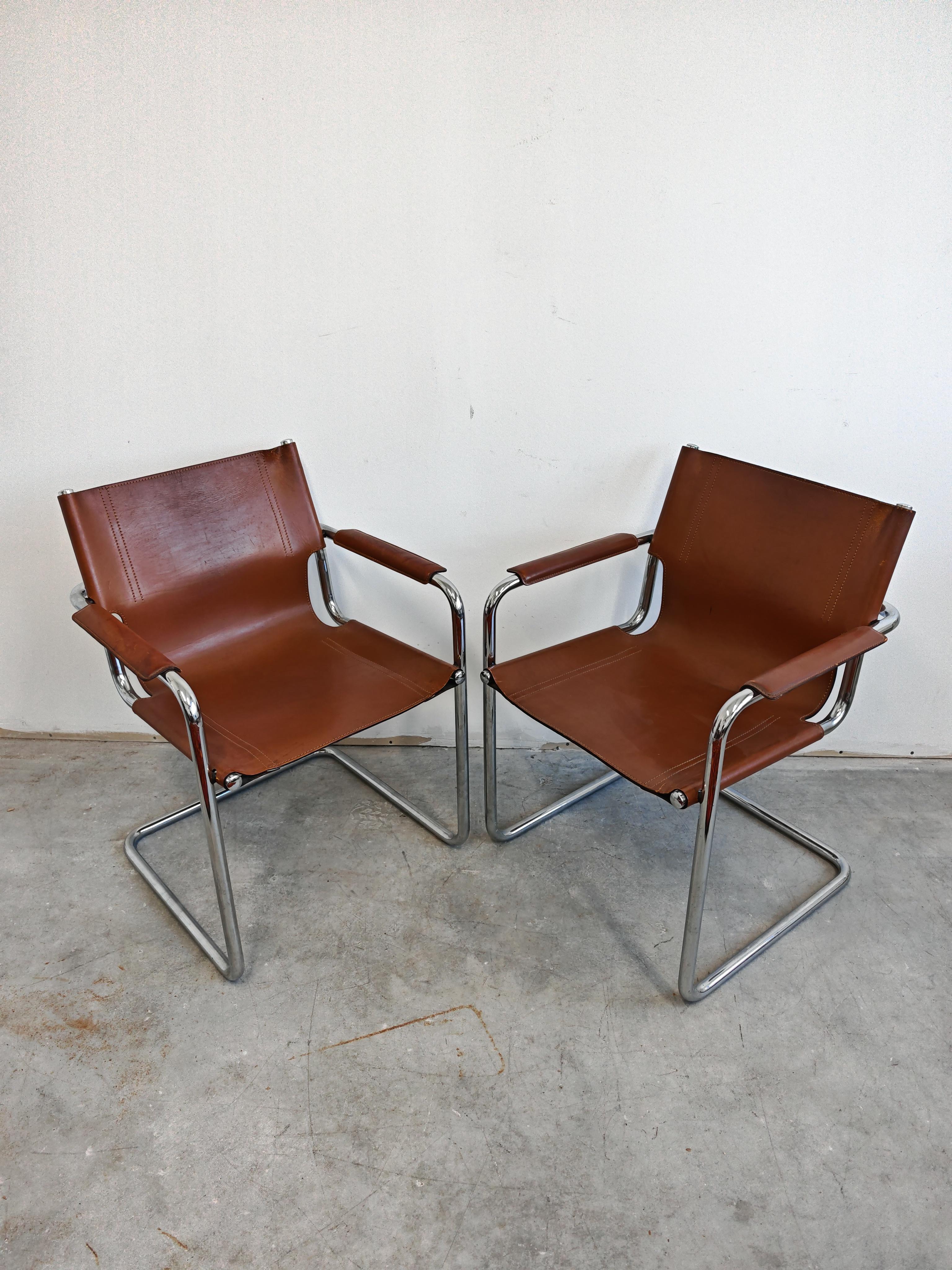 A pair of Bauhaus Leather Visitor chairs by Mart Stam, produced by Matteo Grassi In Fair Condition For Sale In Beograd, RS