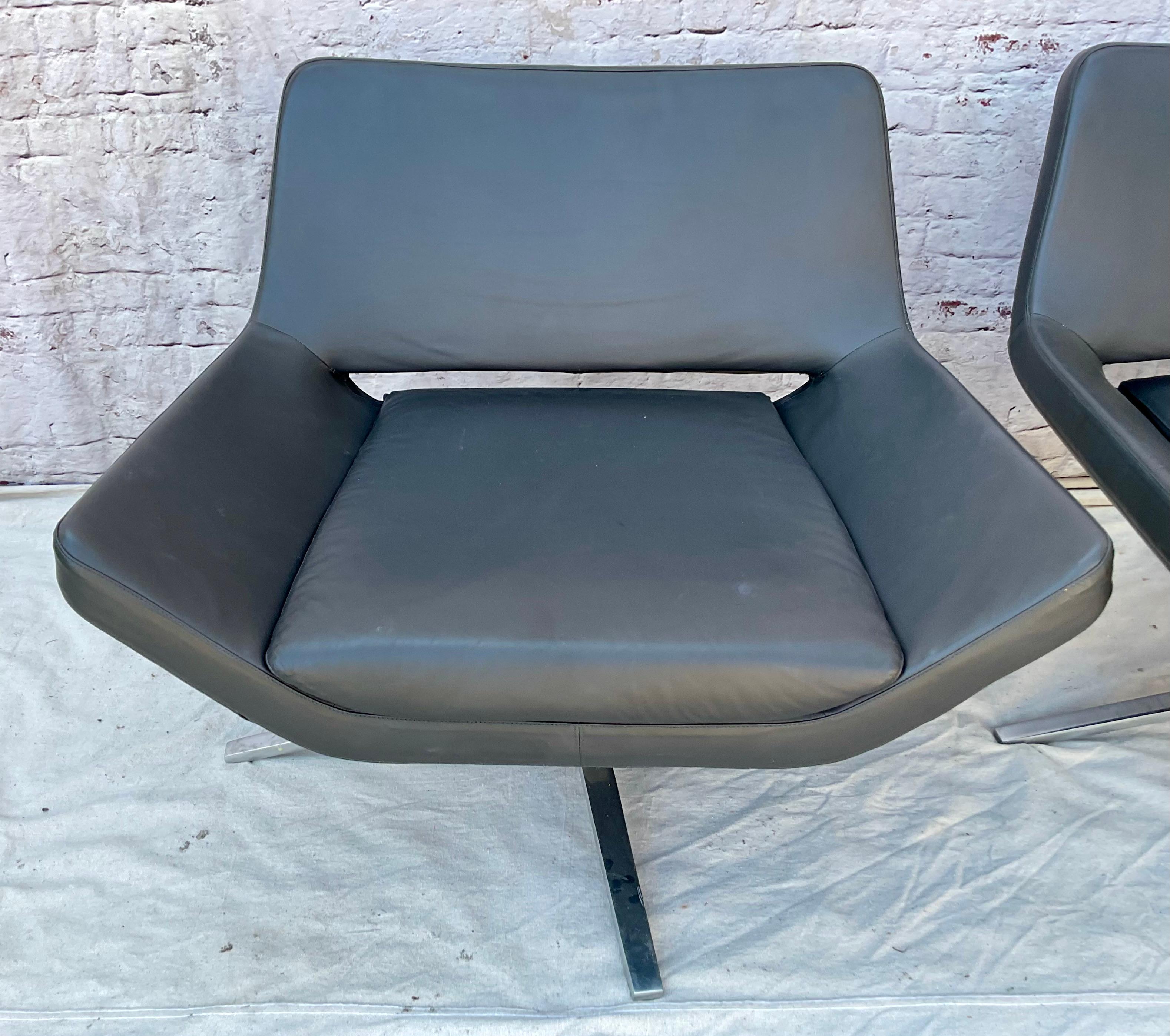 Italian A Pair Of B&B Italia Metropolitan Armchairs For Sale