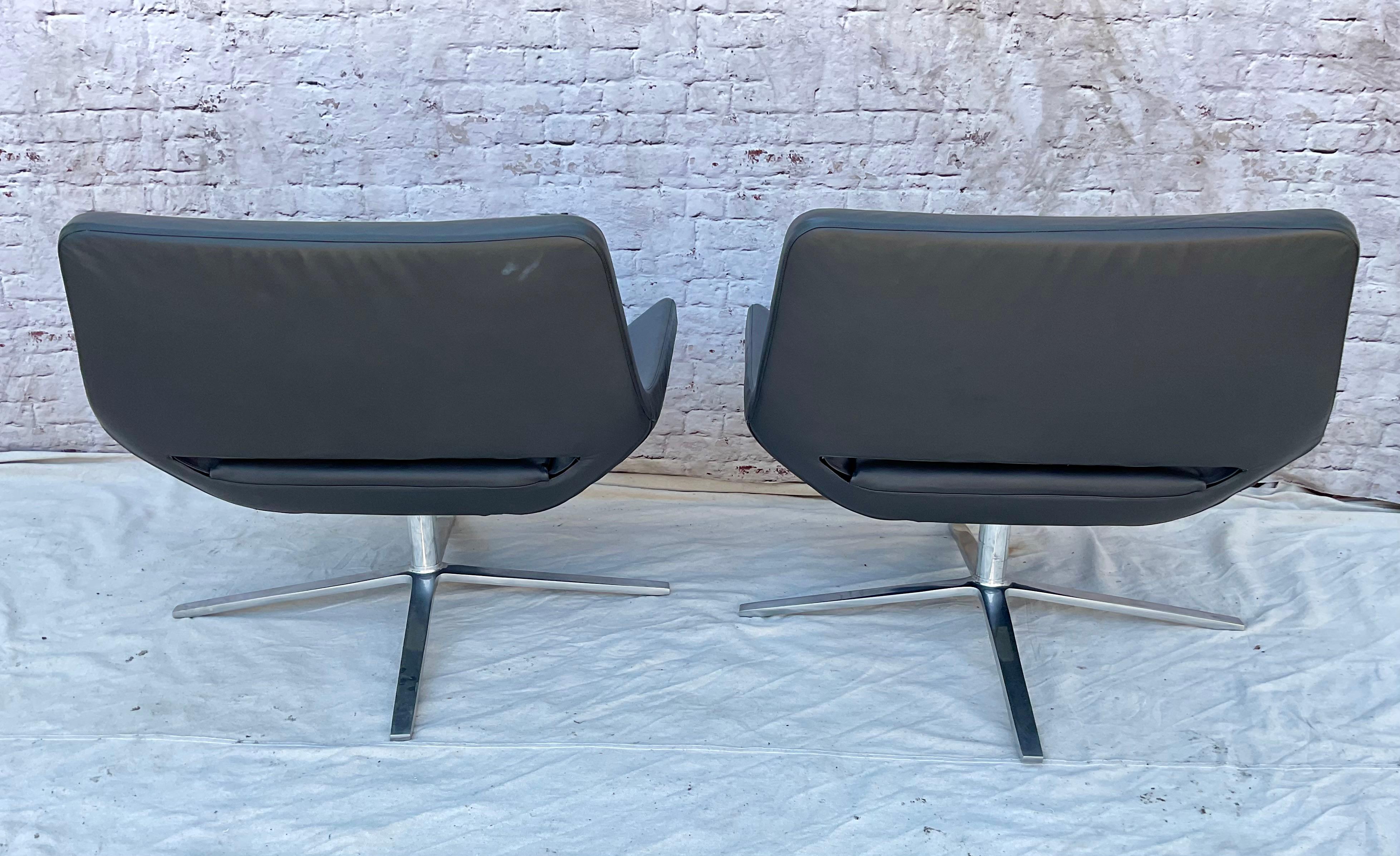 Upholstery A Pair Of B&B Italia Metropolitan Armchairs For Sale