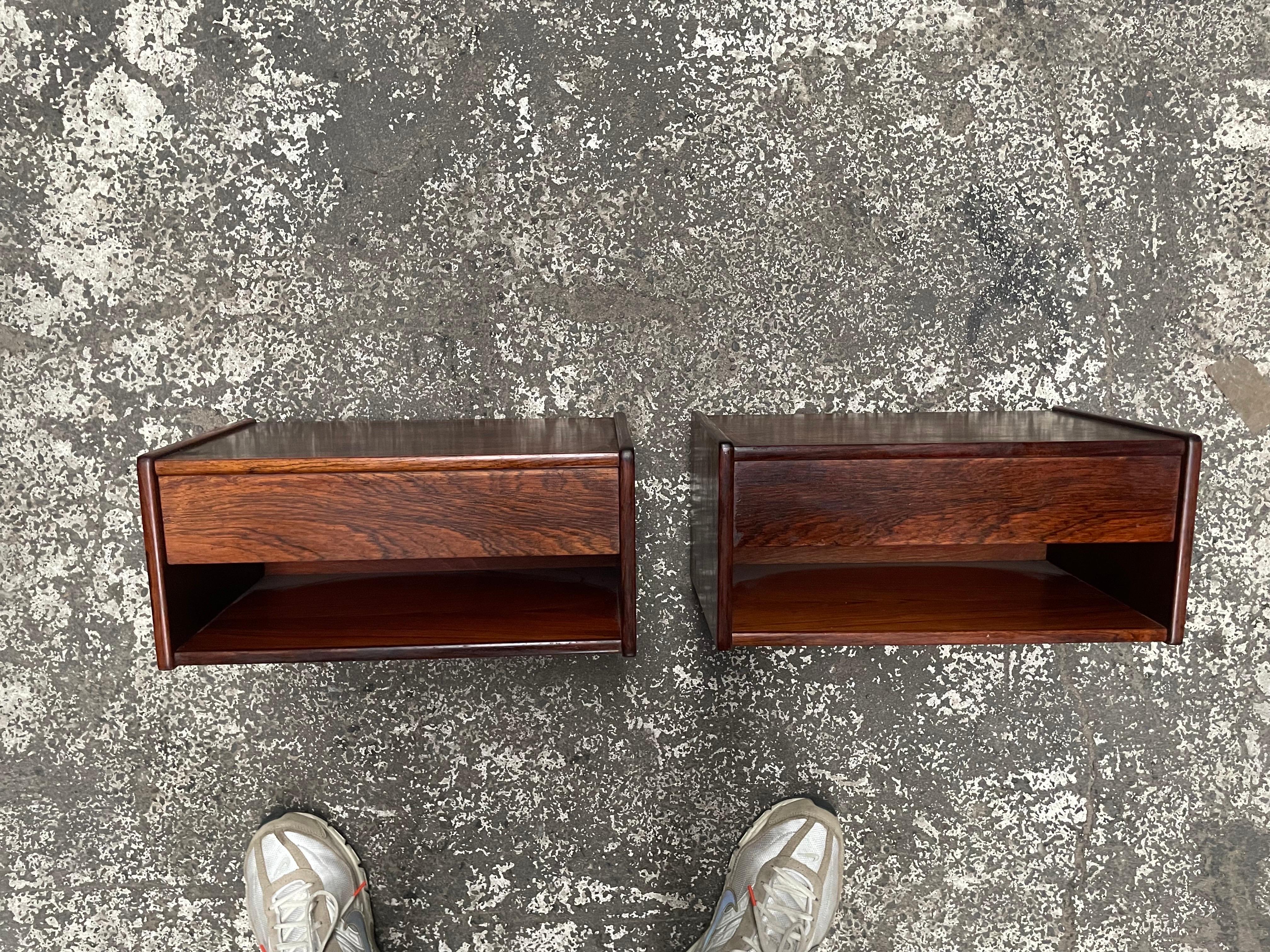 A pair of beautiful Danish floating night stands from the 1960´s 4